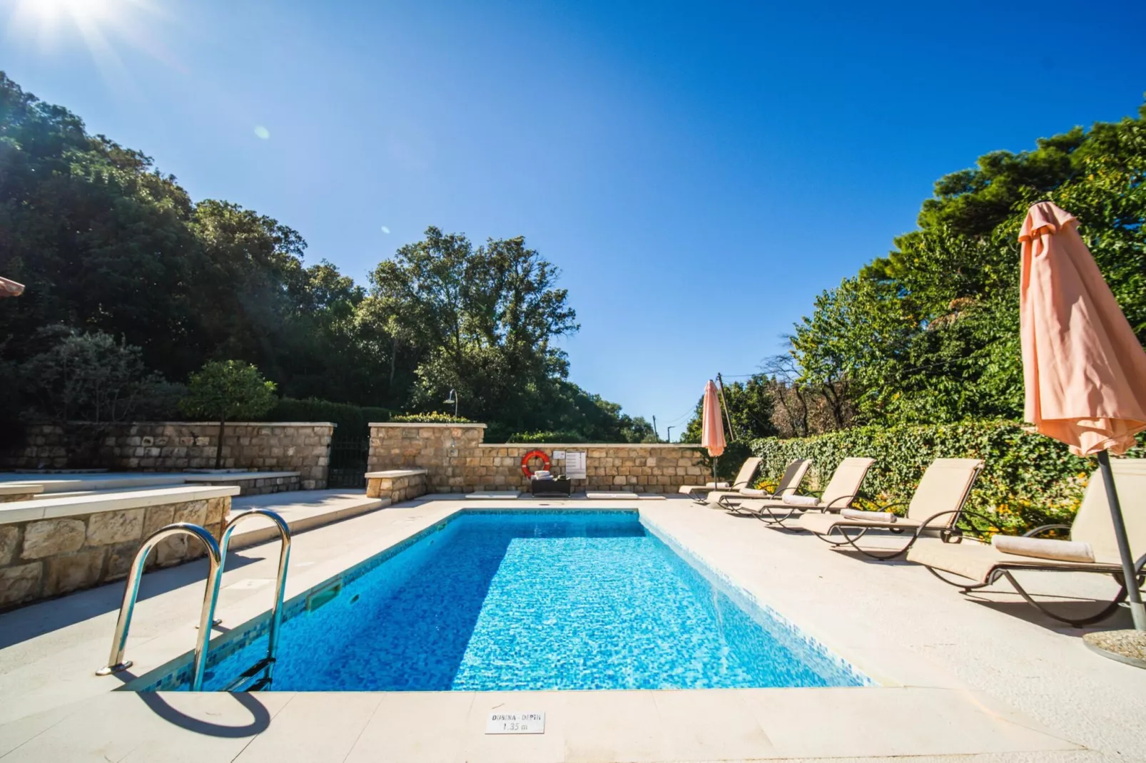 Villa Franica - Schwimmbad