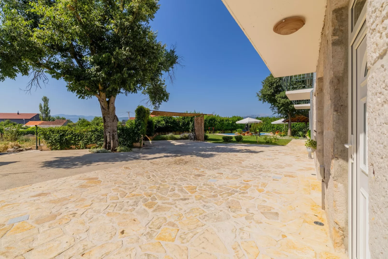 Villa Lavandis - Außenbereich Sommer