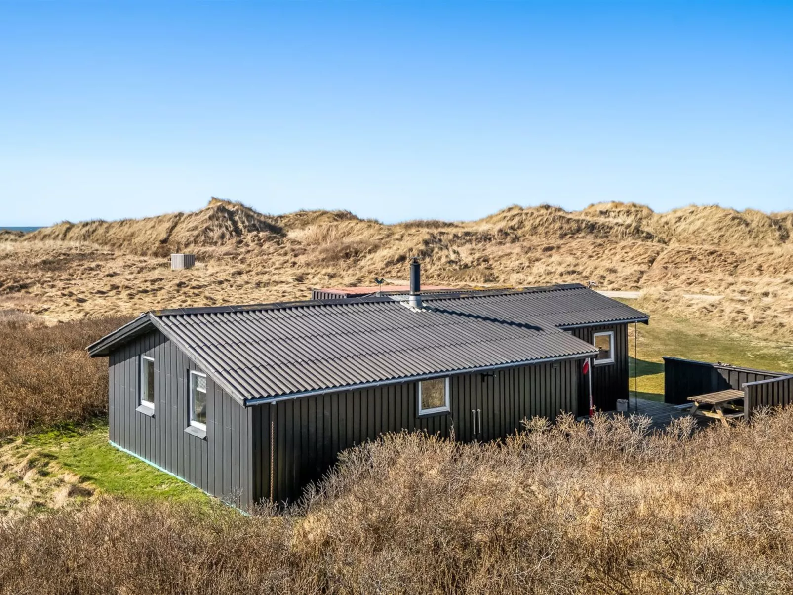 "Valpuri" - 150m from the sea - Outside