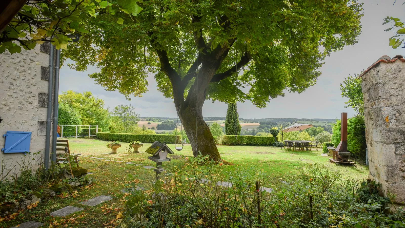 Lusignac Maswari - Garten Sommer