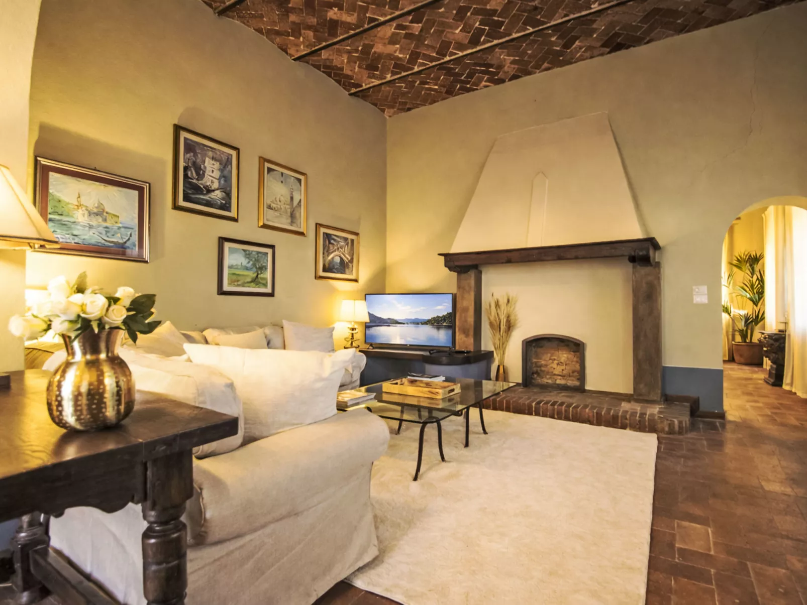 Villa Casale Belvedere - Inside