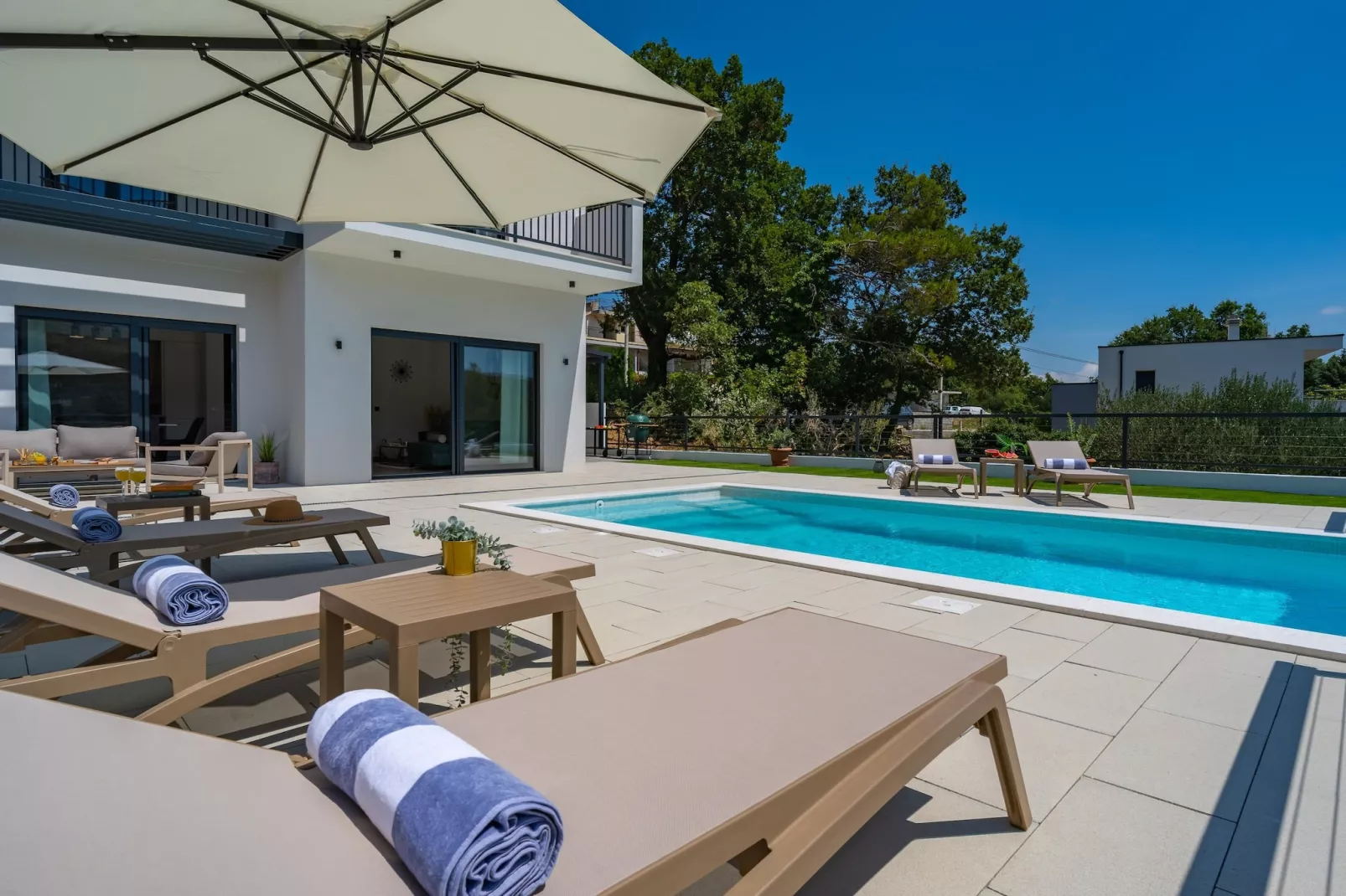 Villa Nacle - Swimming pool