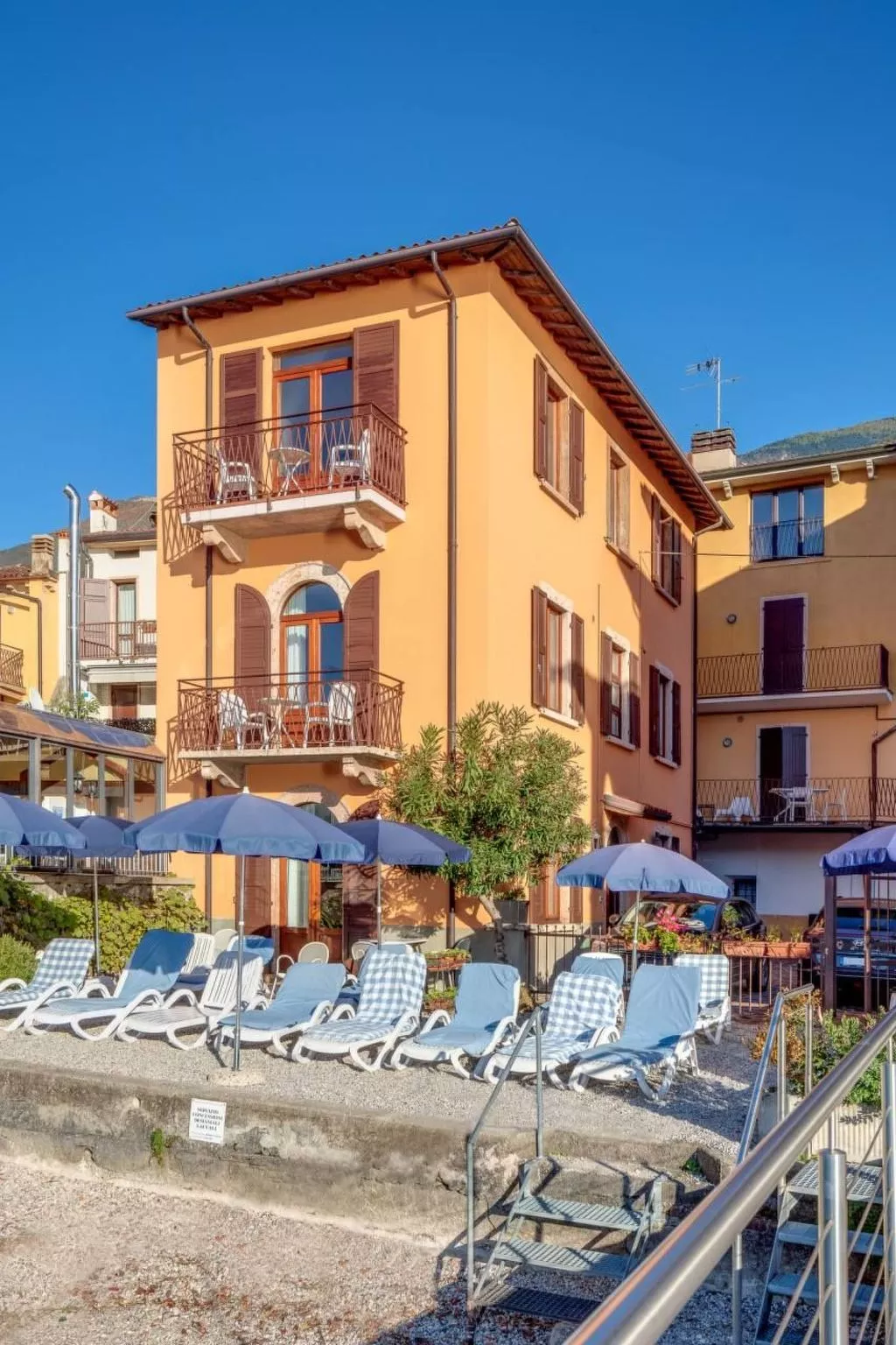 Zwei-Zimmer-Wohnung mit Seeblick - Image-tags.info