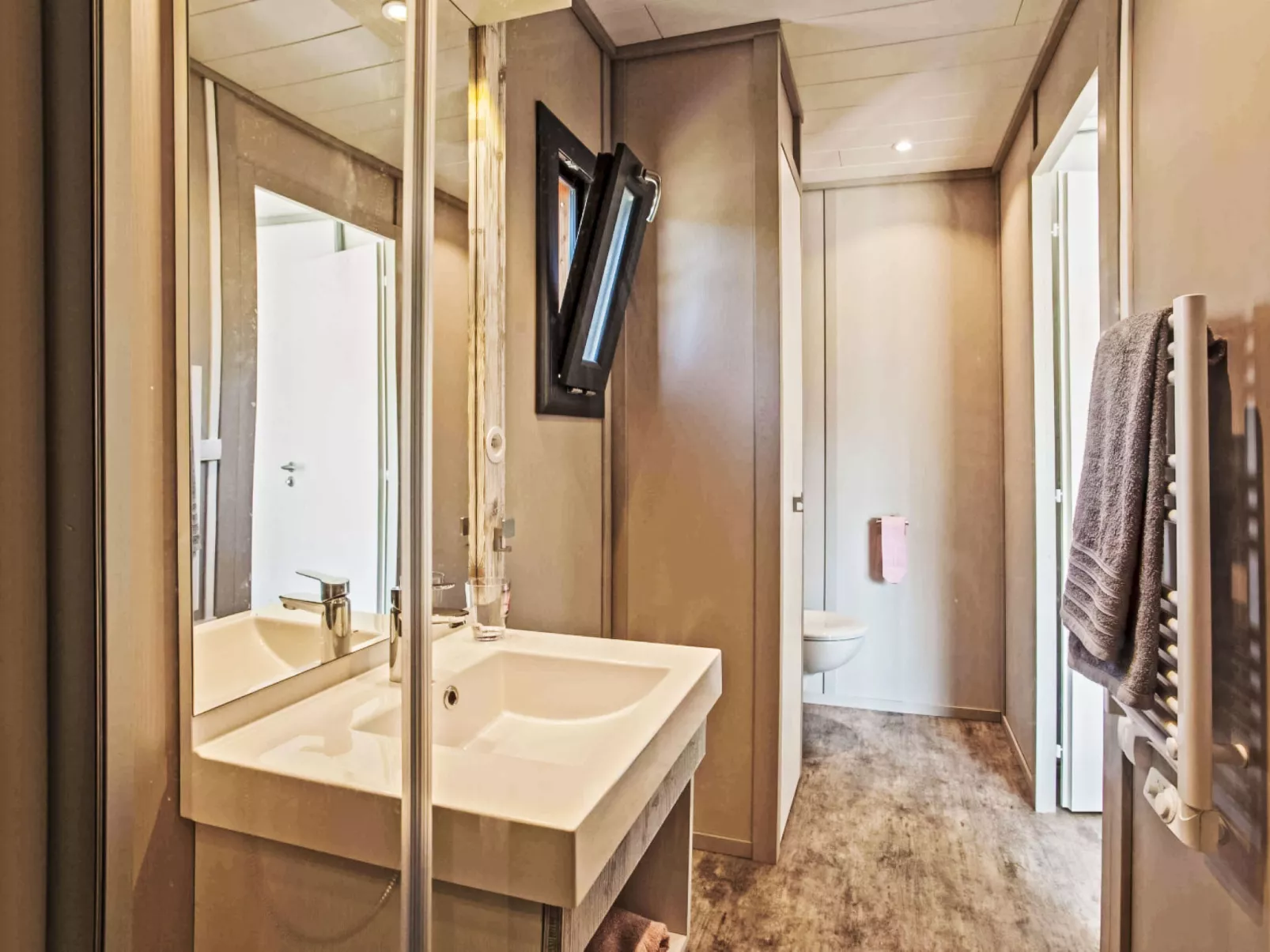 Lodge Premium 6p - Inside