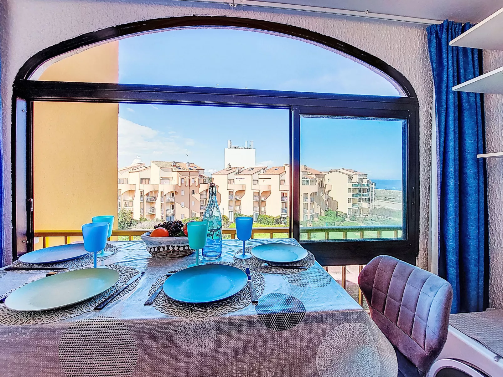 Palm Beach - Outside