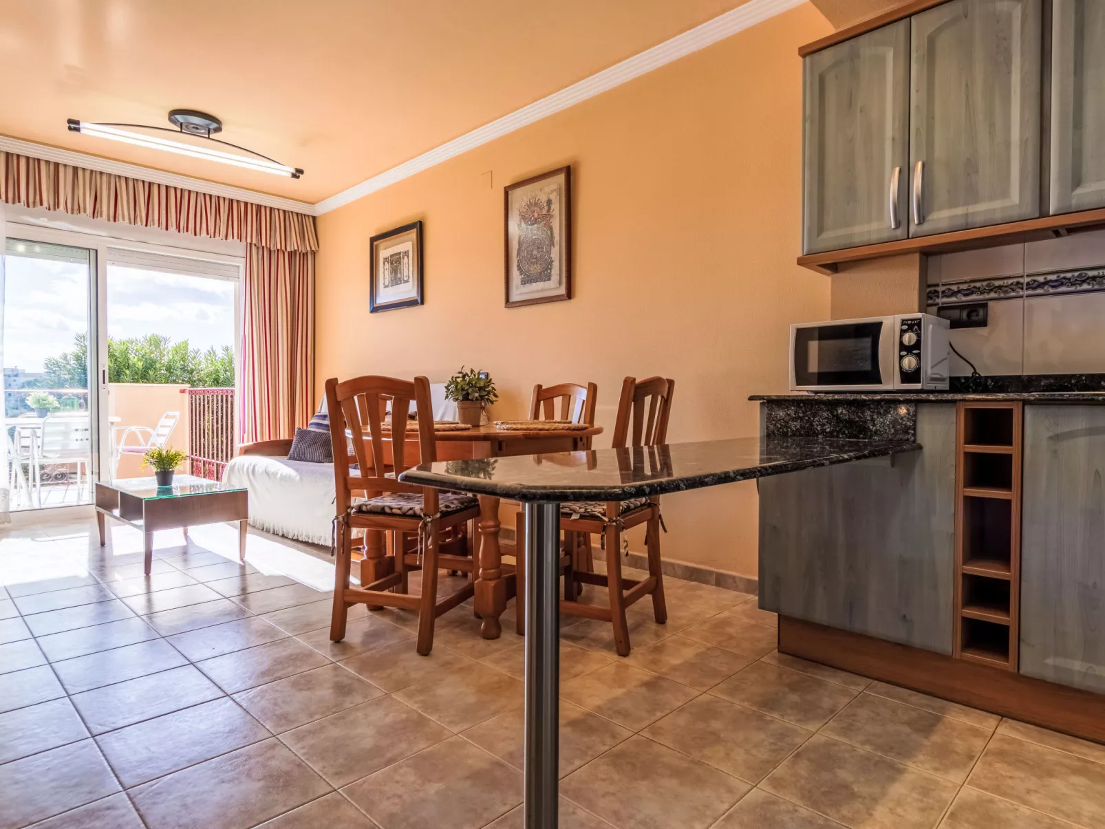 Playa Delicias - Drinnen