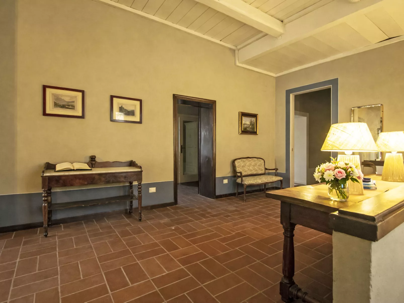 Villa Casale Belvedere - Inside
