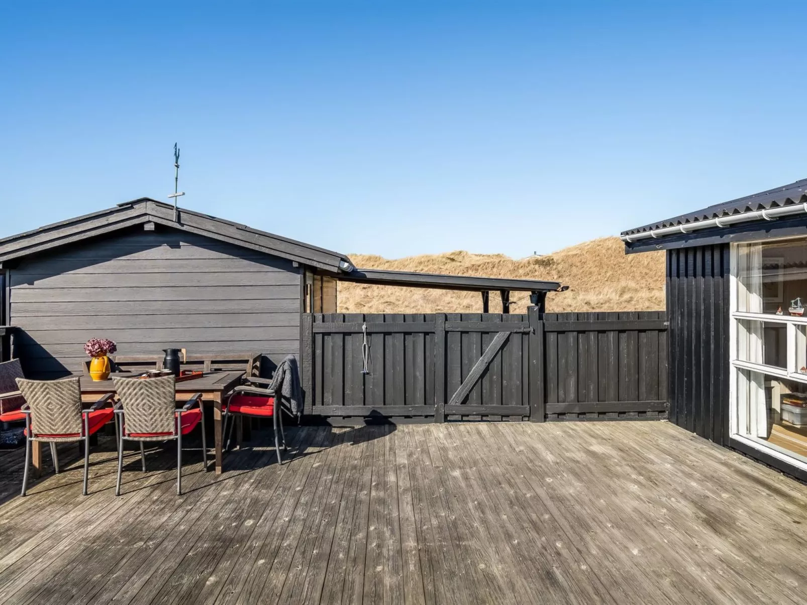 "Valpuri" - 150m from the sea - Outside