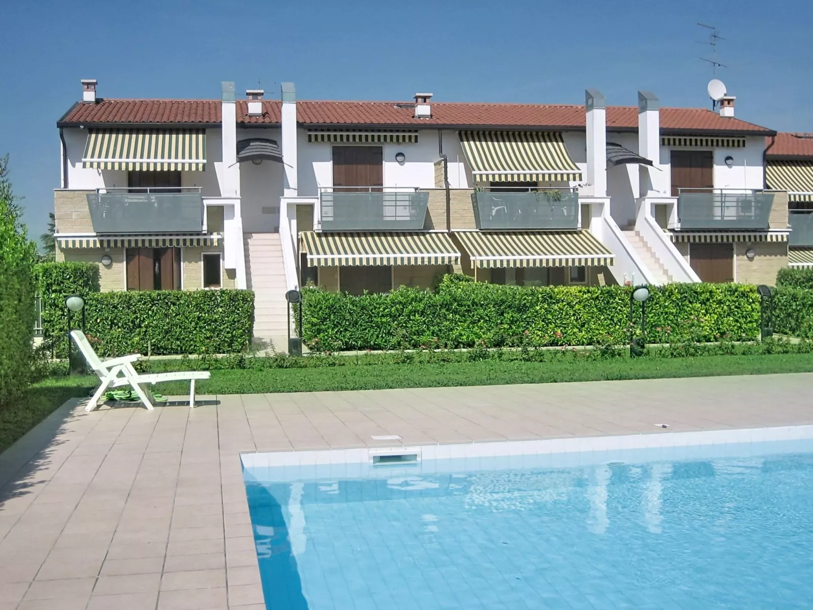 Corte Girasole - Outside