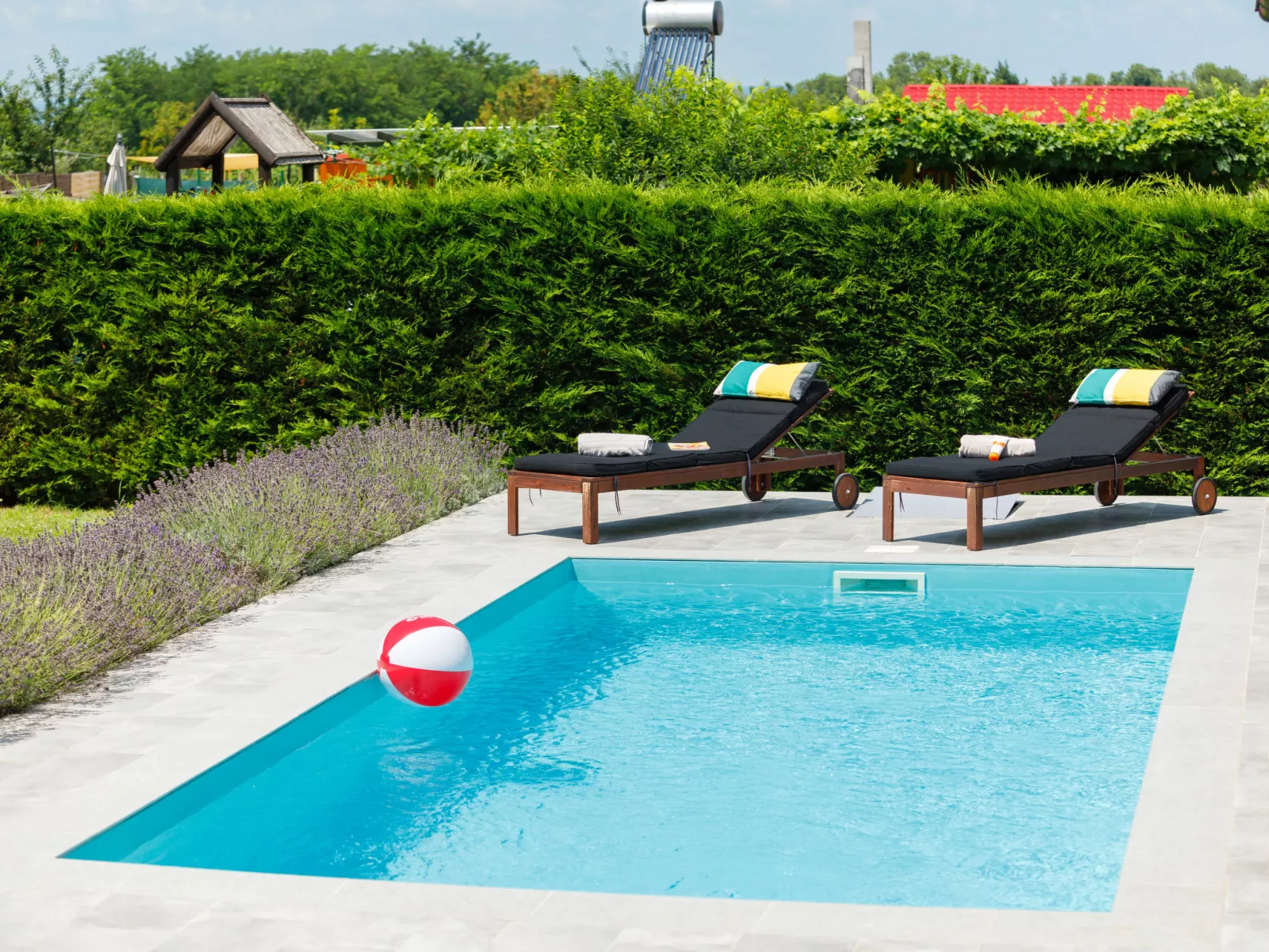 Aschbacher - Outside