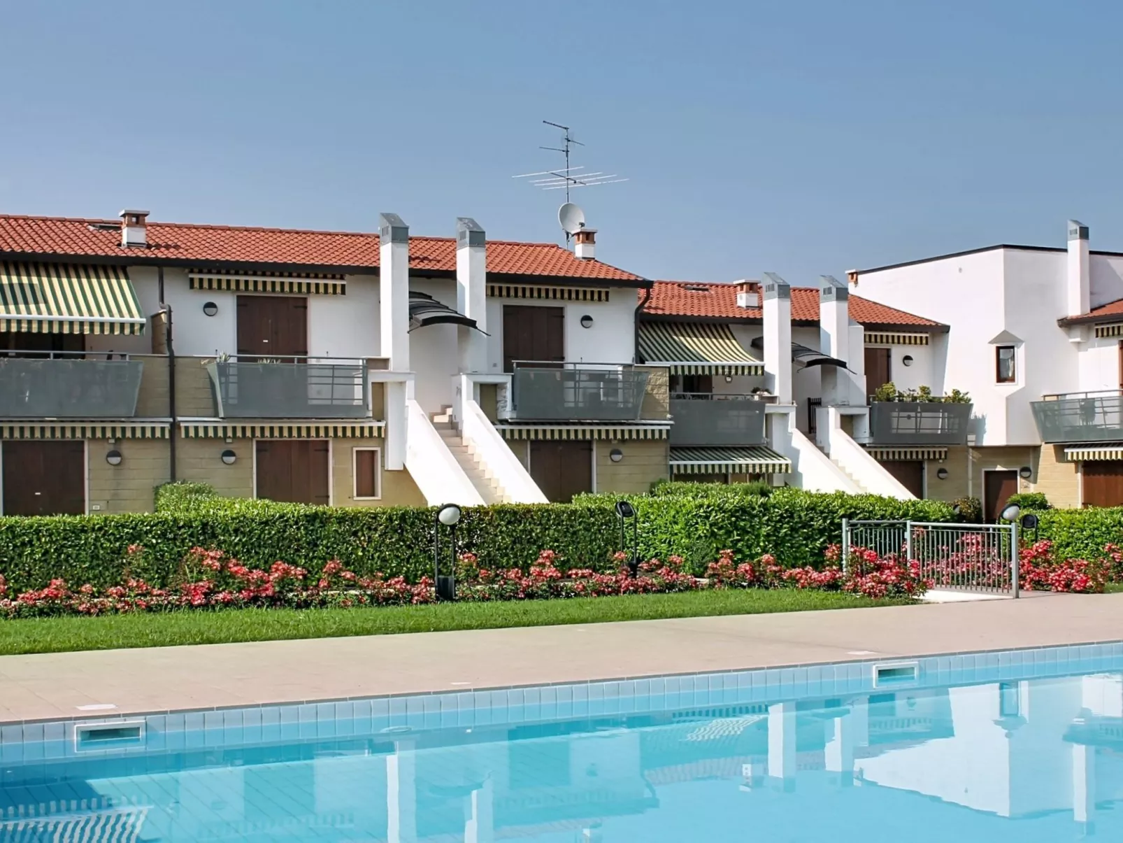 Corte Girasole - Outside