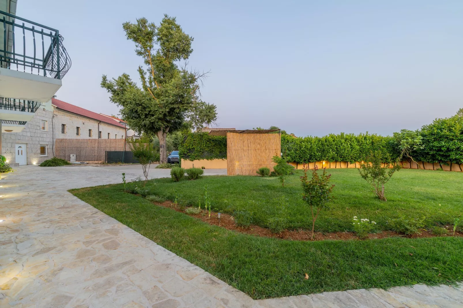 Villa Lavandis - Garten Sommer