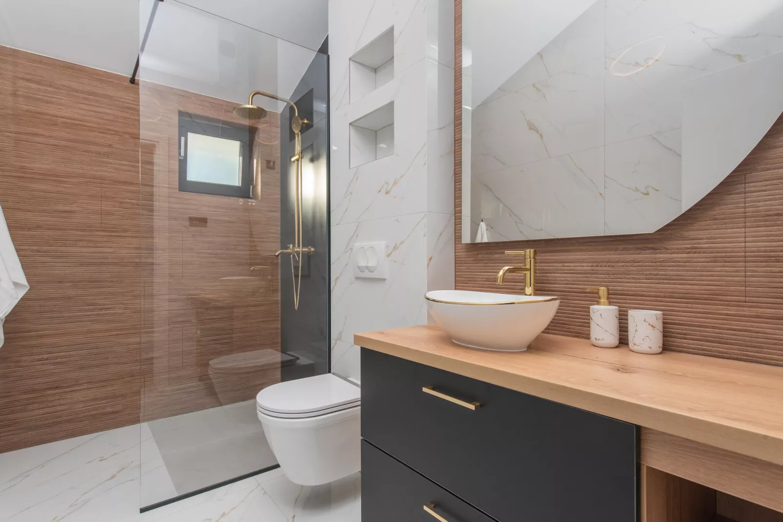 Villa Florinda - Bathroom