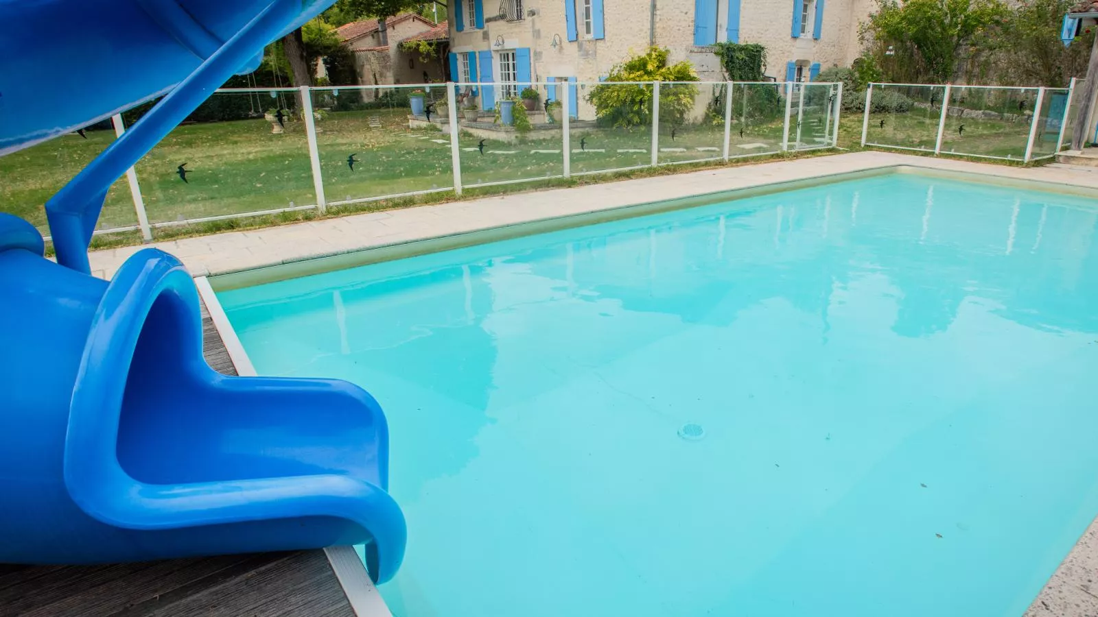 Lusignac Maswari - Schwimmbad