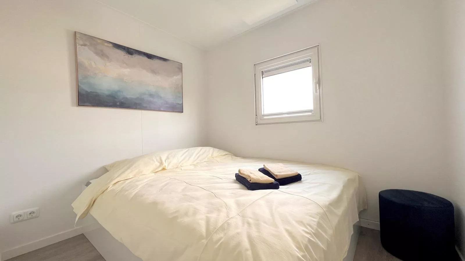 Lymaris-Bedroom
