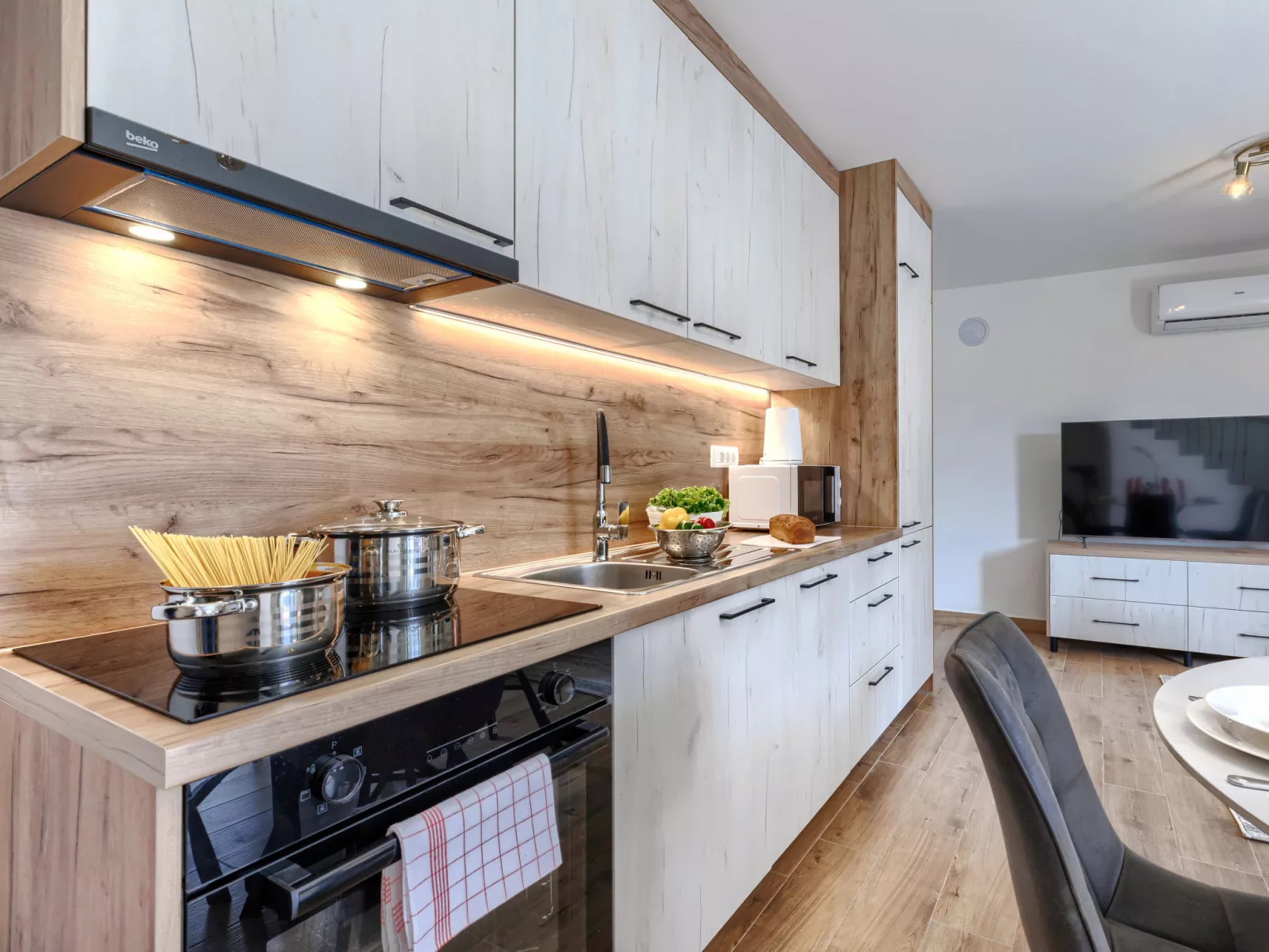 Tone i Maria - Dedans