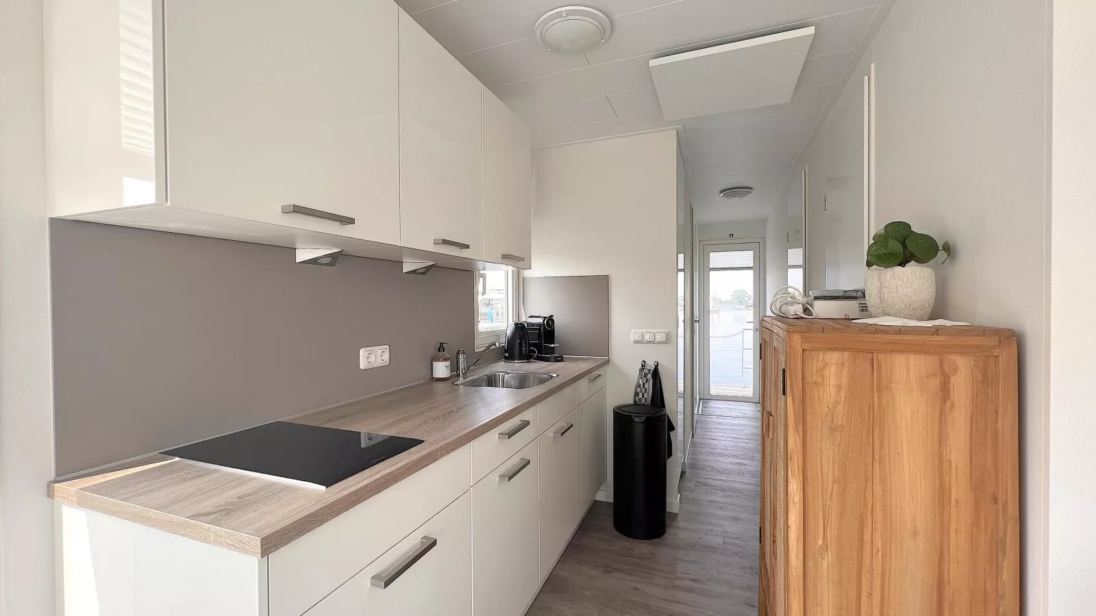 Lymaris-Kitchen
