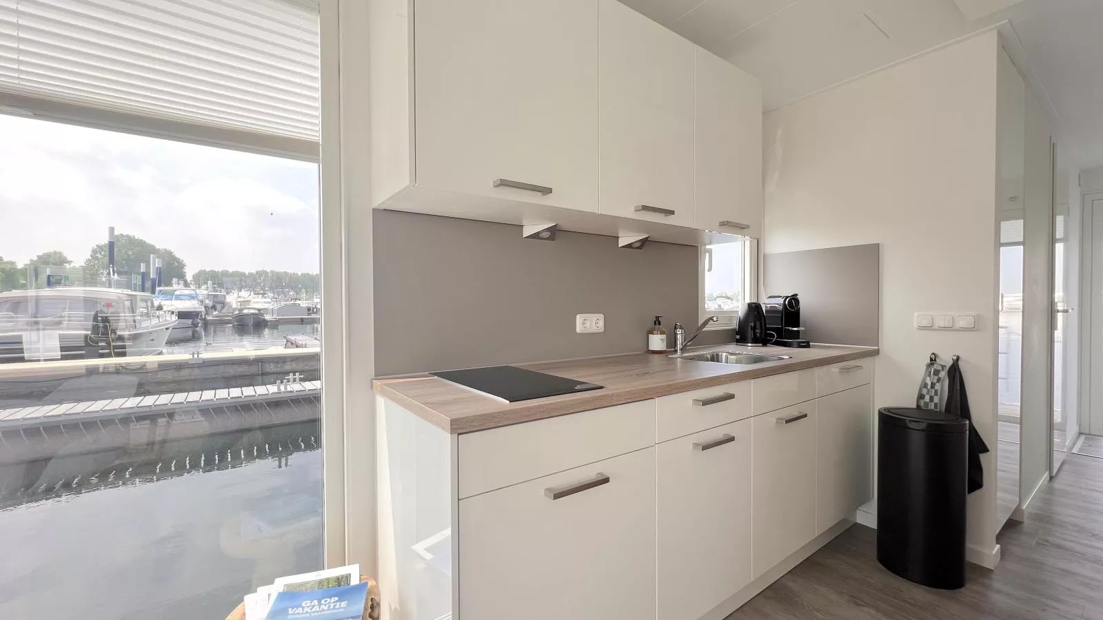 Lymaris-Kitchen
