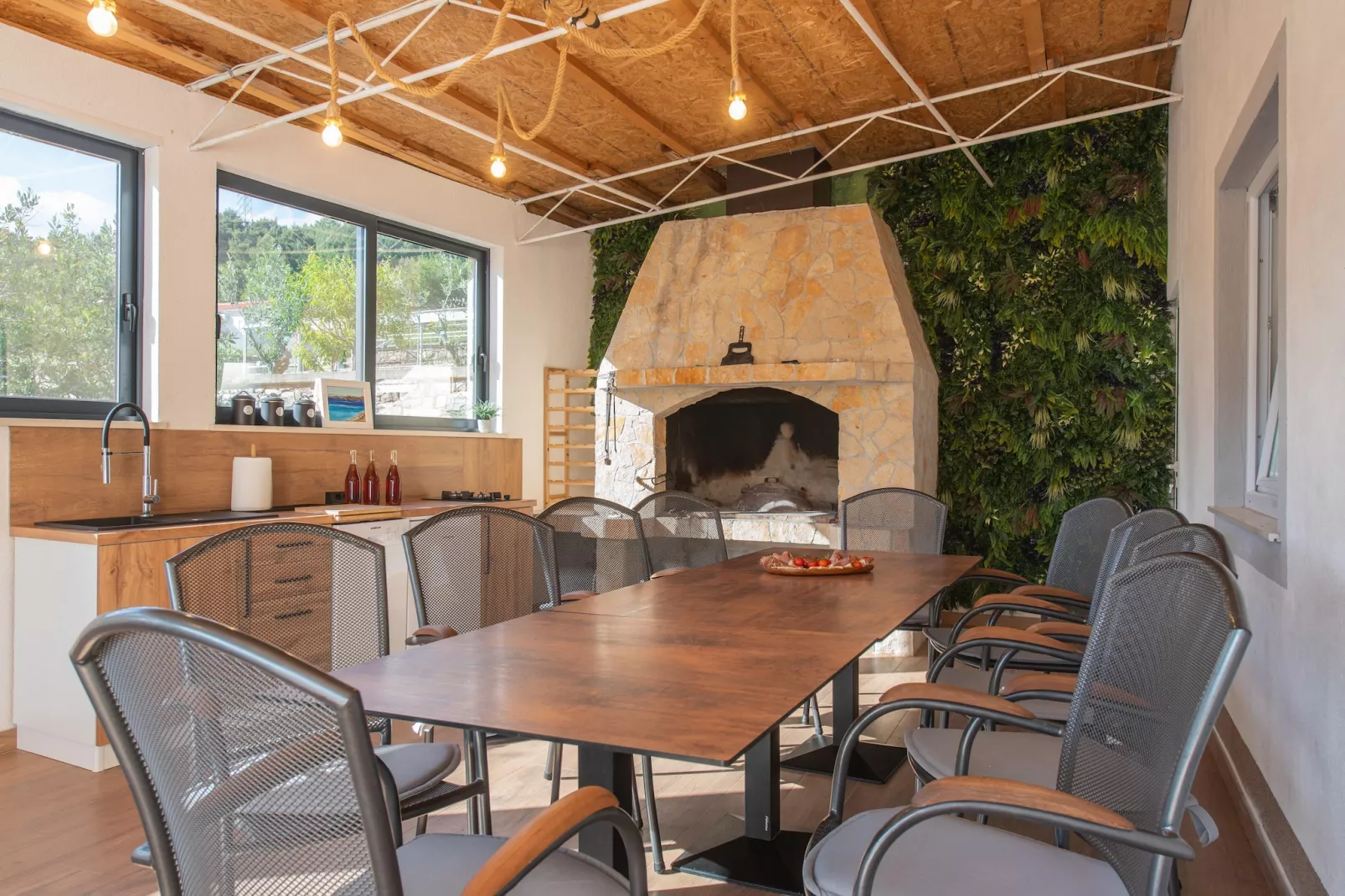 Villa Kristina - Facilities