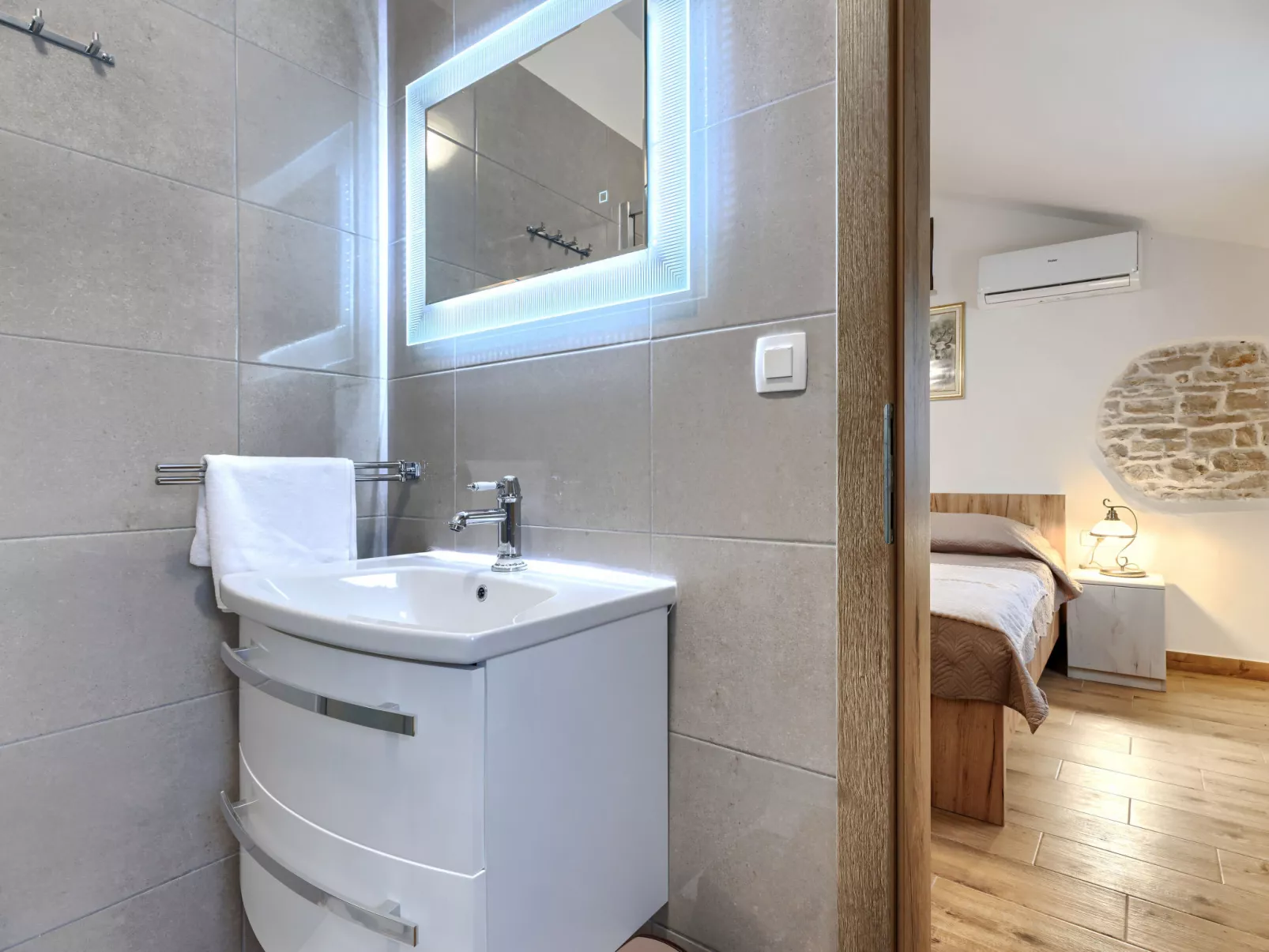 Tone i Maria - Dedans