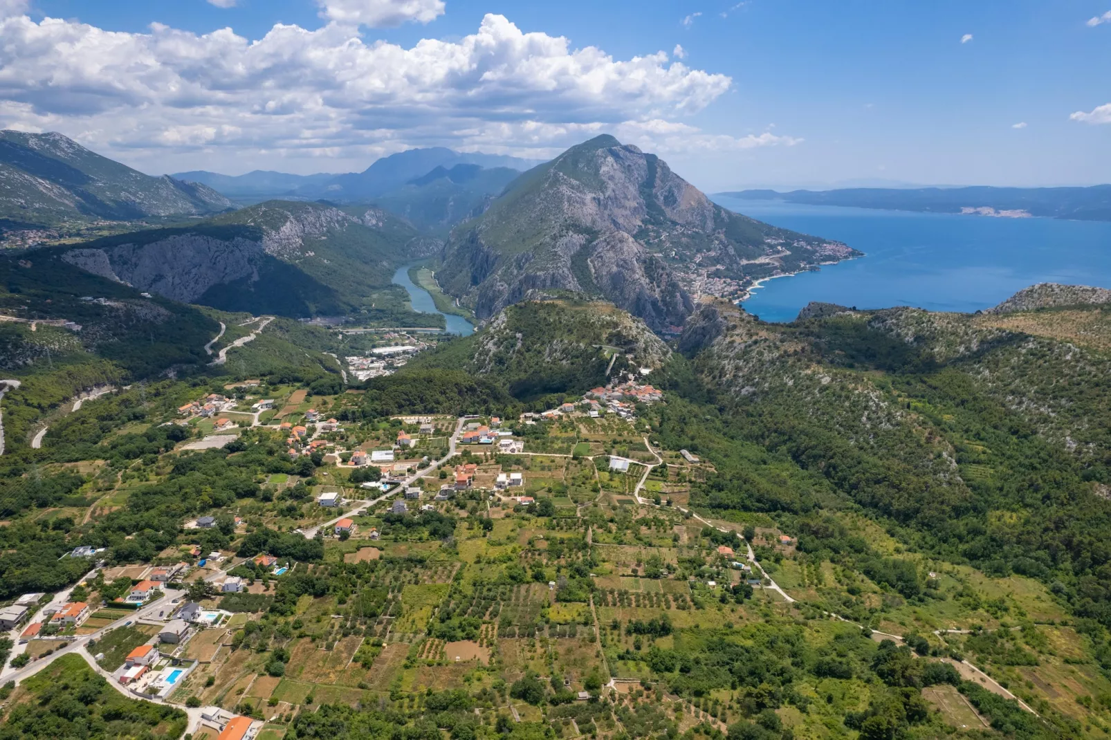 Villa Nacle - Areas within 20km in summer