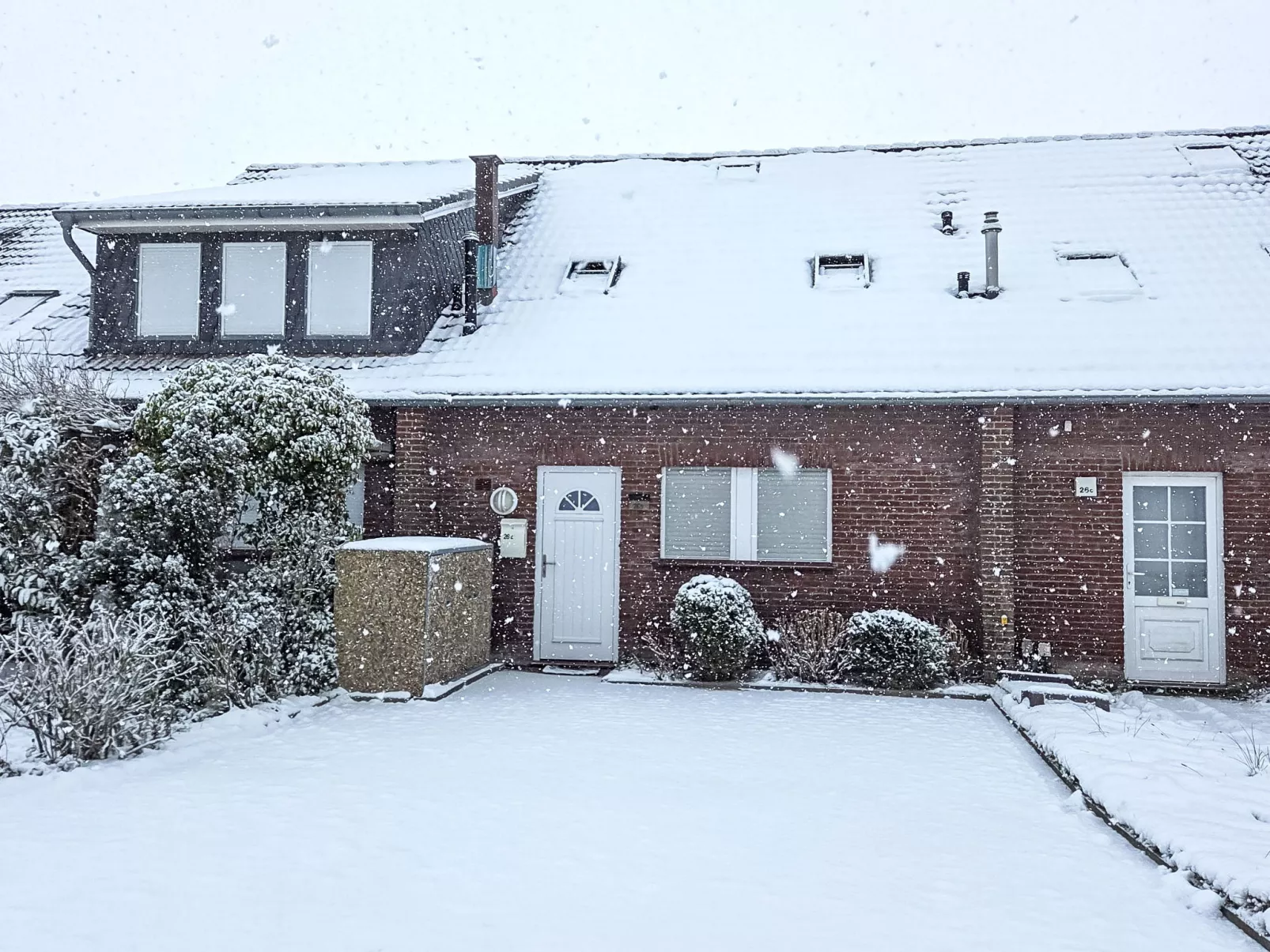 Schlüchtermann - Outside