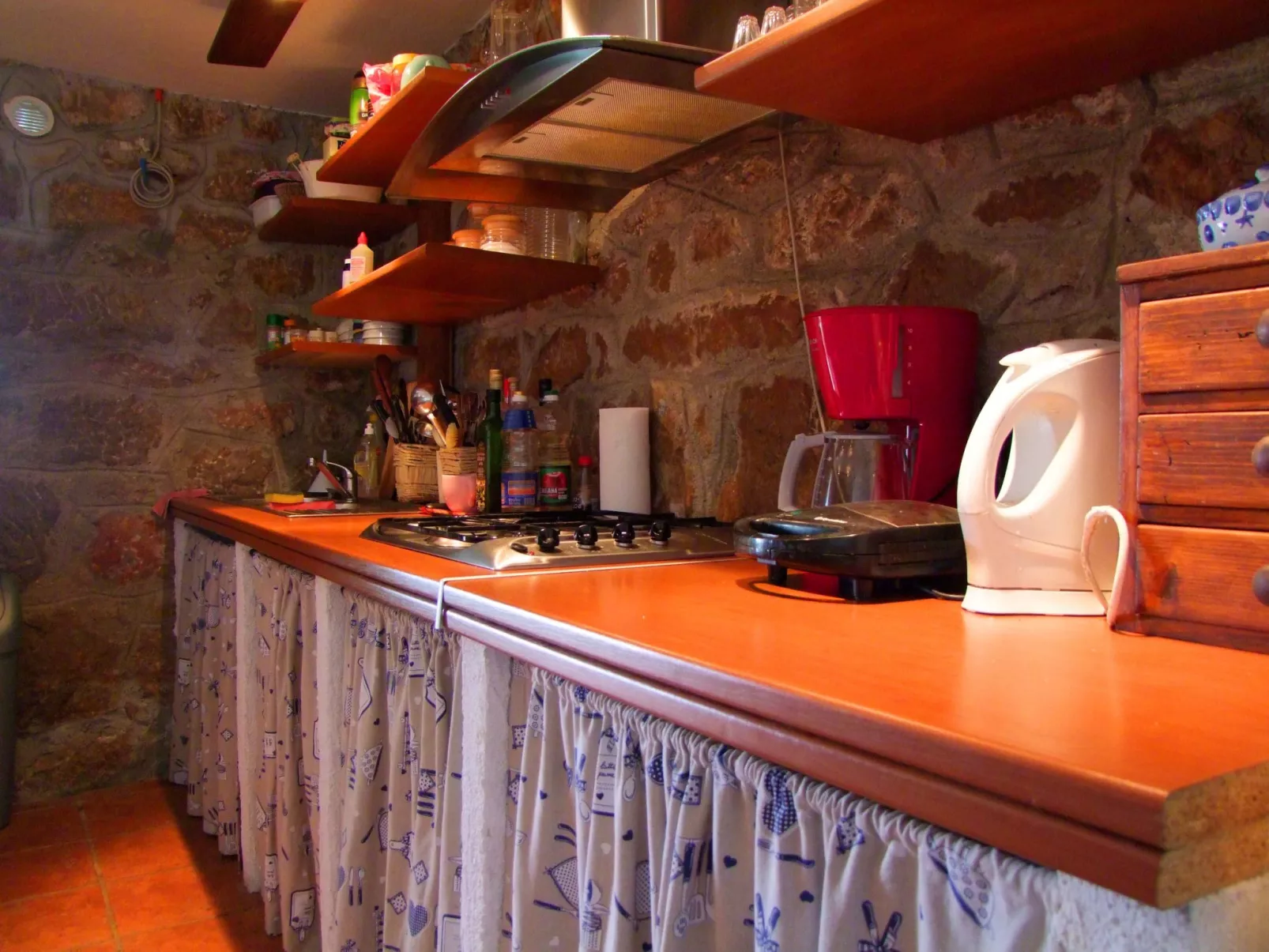 Mit Pool in Lukovo Sugarje