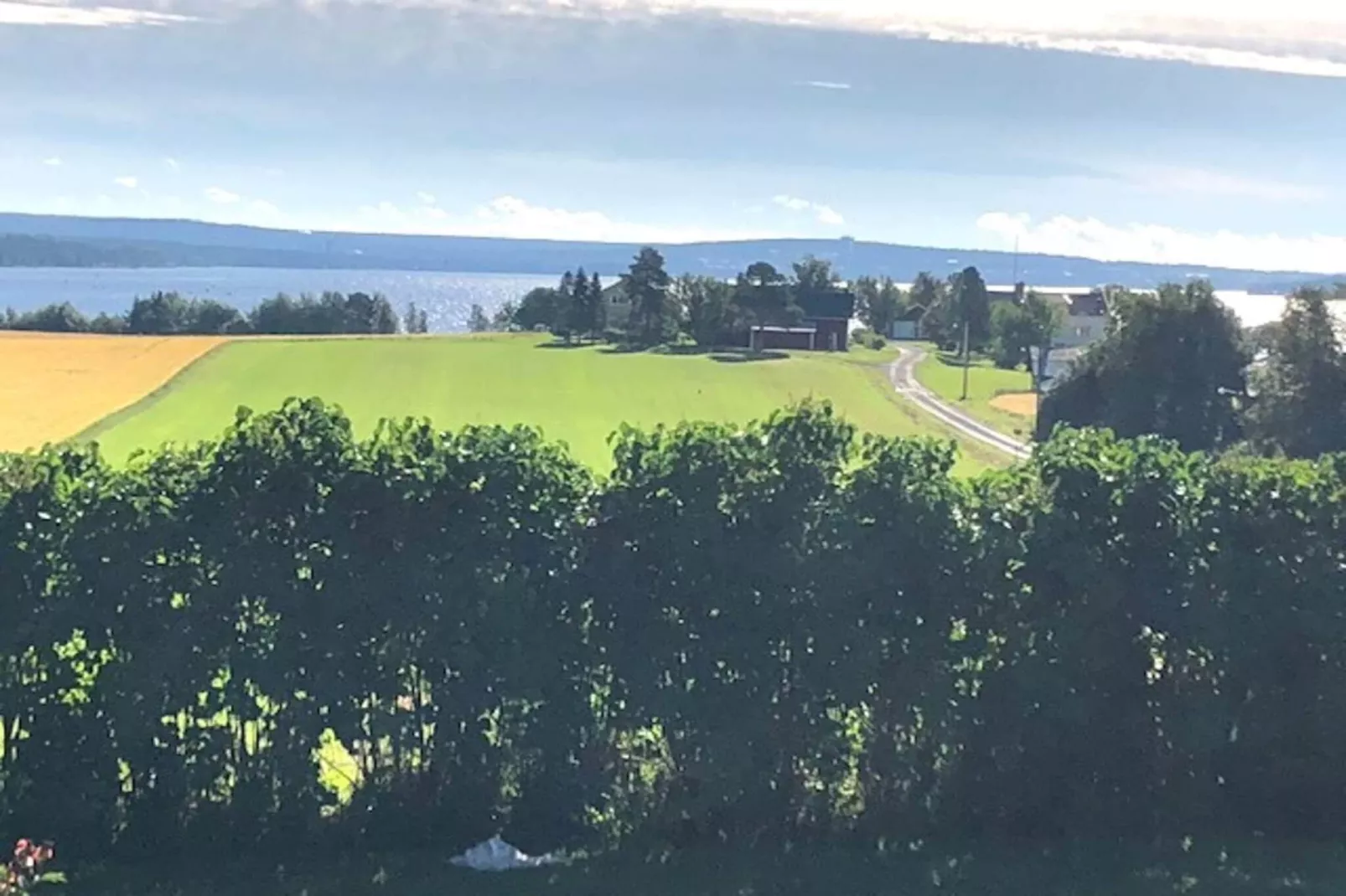 Charmante ferme rouge près de Forsheda - Extérieur
