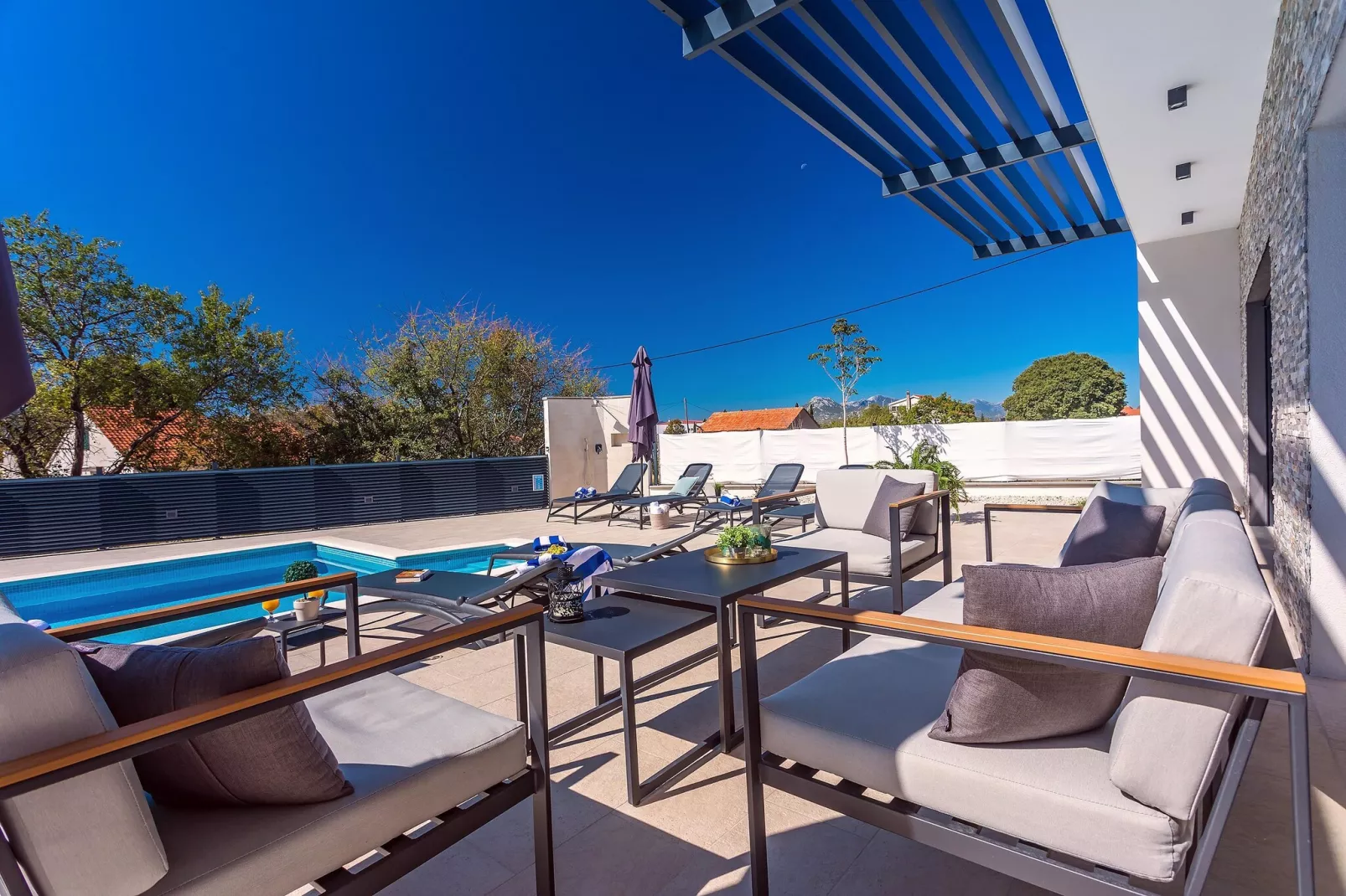 VILLA CASA MIA LUXURY RETREAT WITH SWIMMING POOL - Schwimmbad