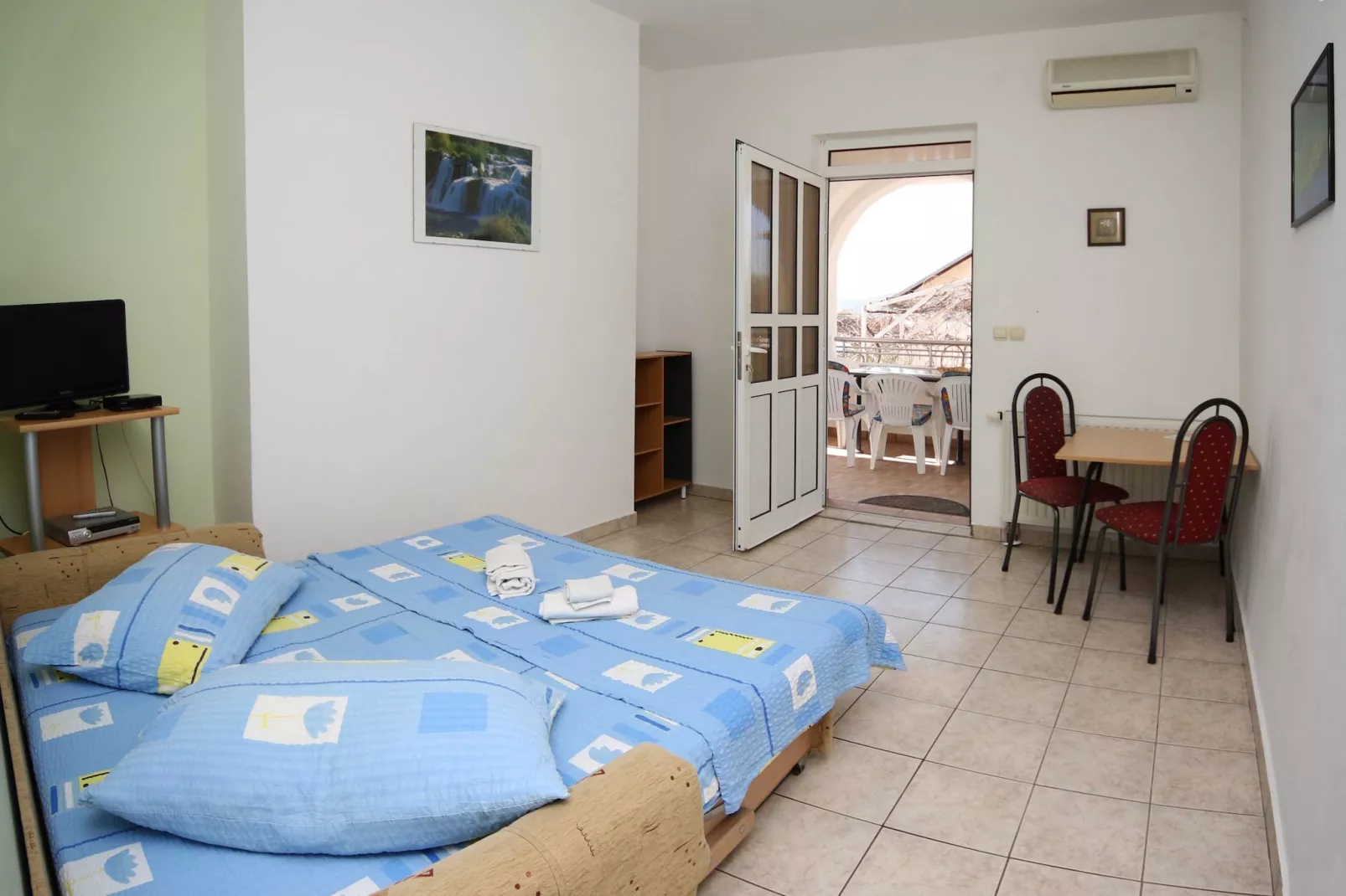 Apartments & Rooms Villa Petra - One Bedroom Apartment with Terrace 1 - Bedroom