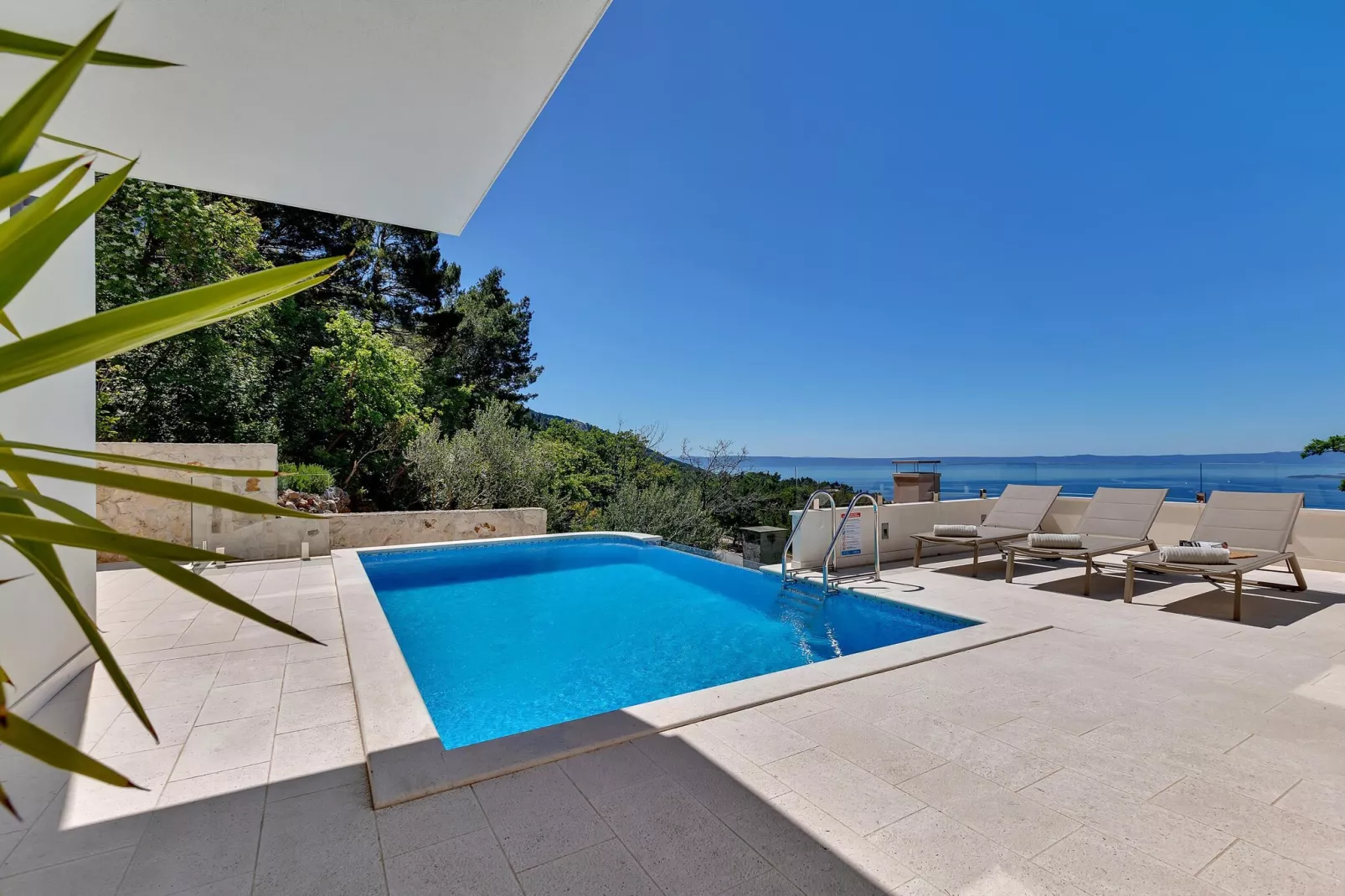 VILLA PRESTIGE - Schwimmbad