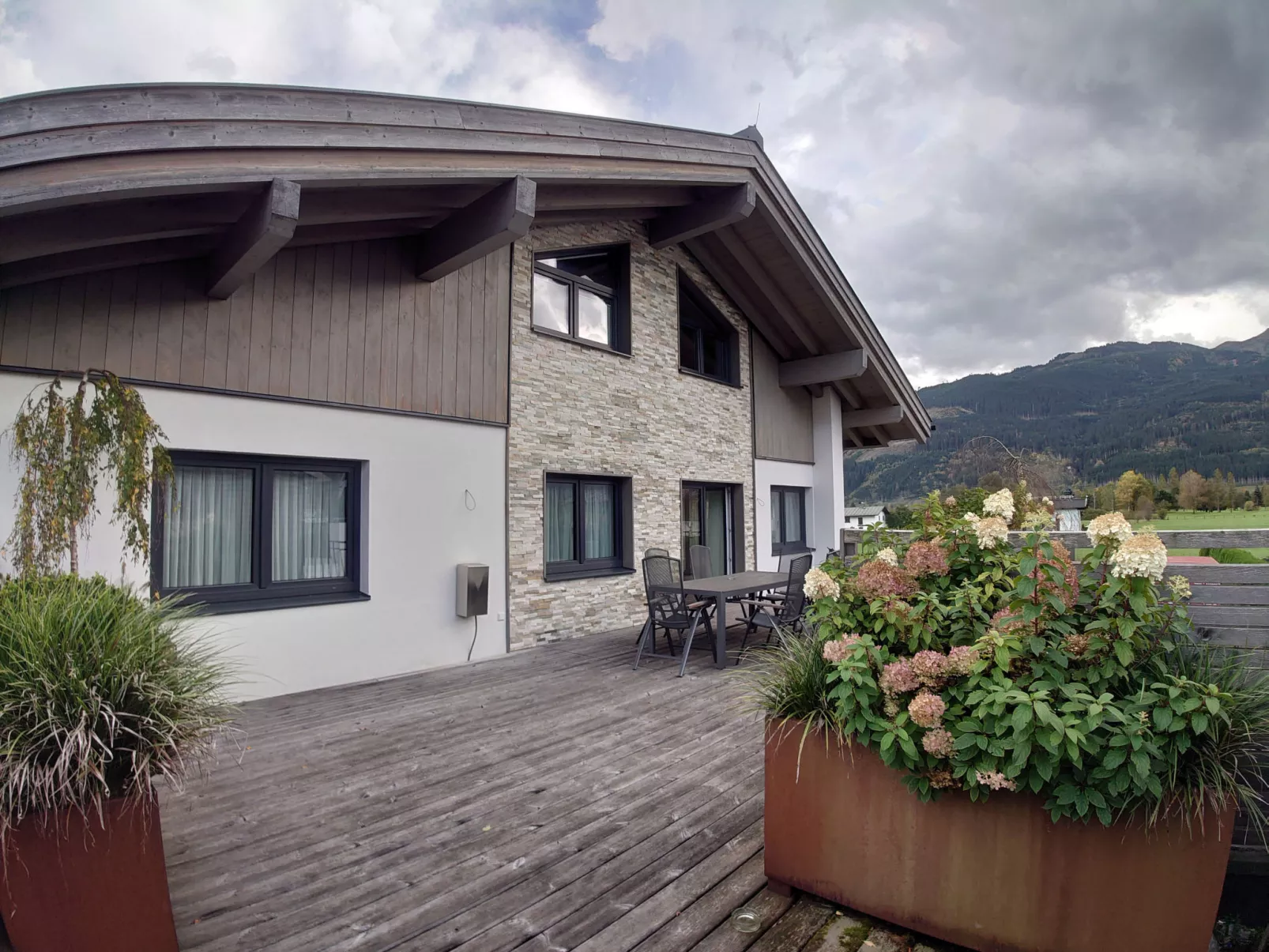 1_ZMO4 - Kitzview Terrace Apartment - Drinnen