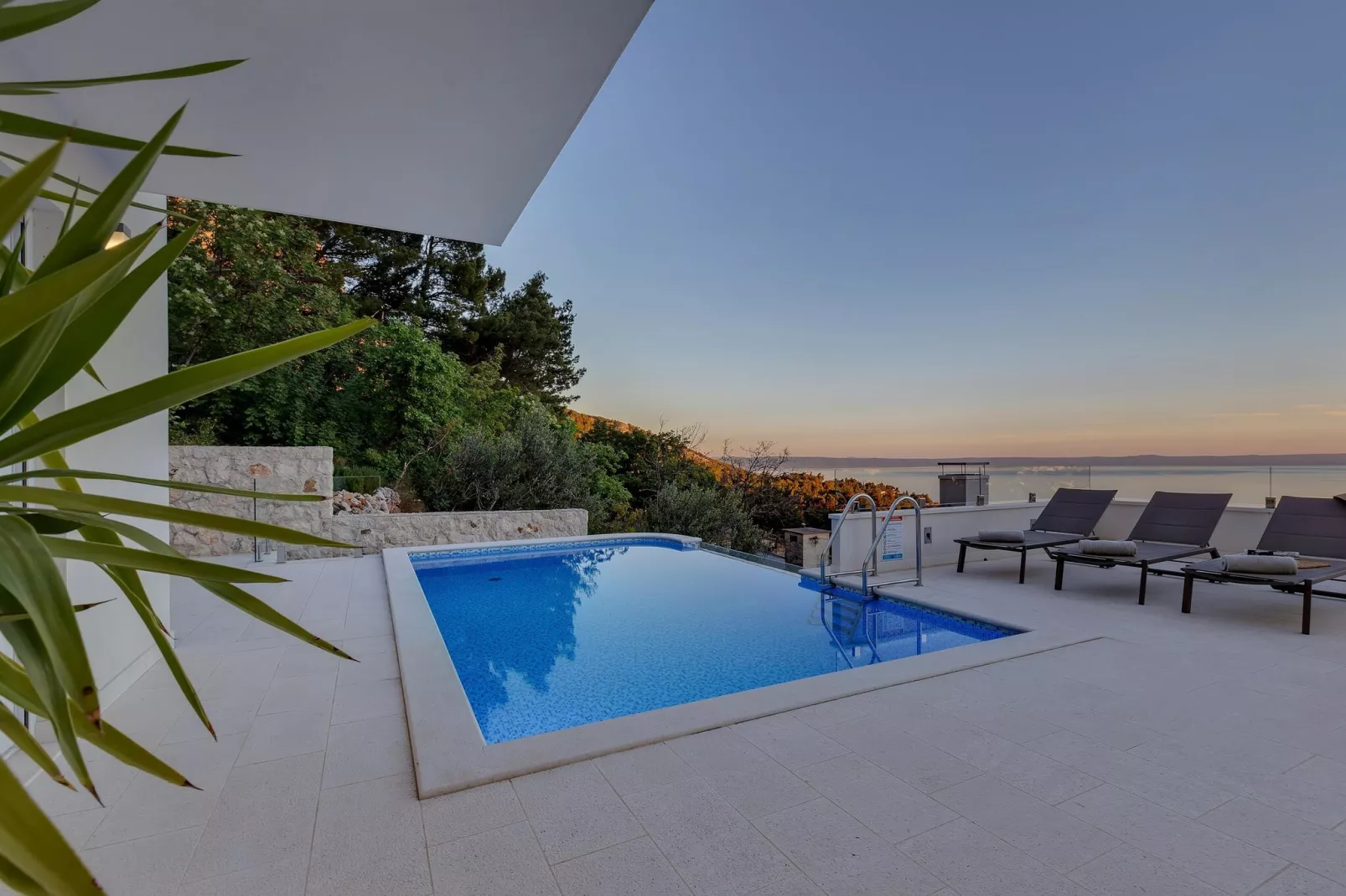 VILLA PRESTIGE - Schwimmbad