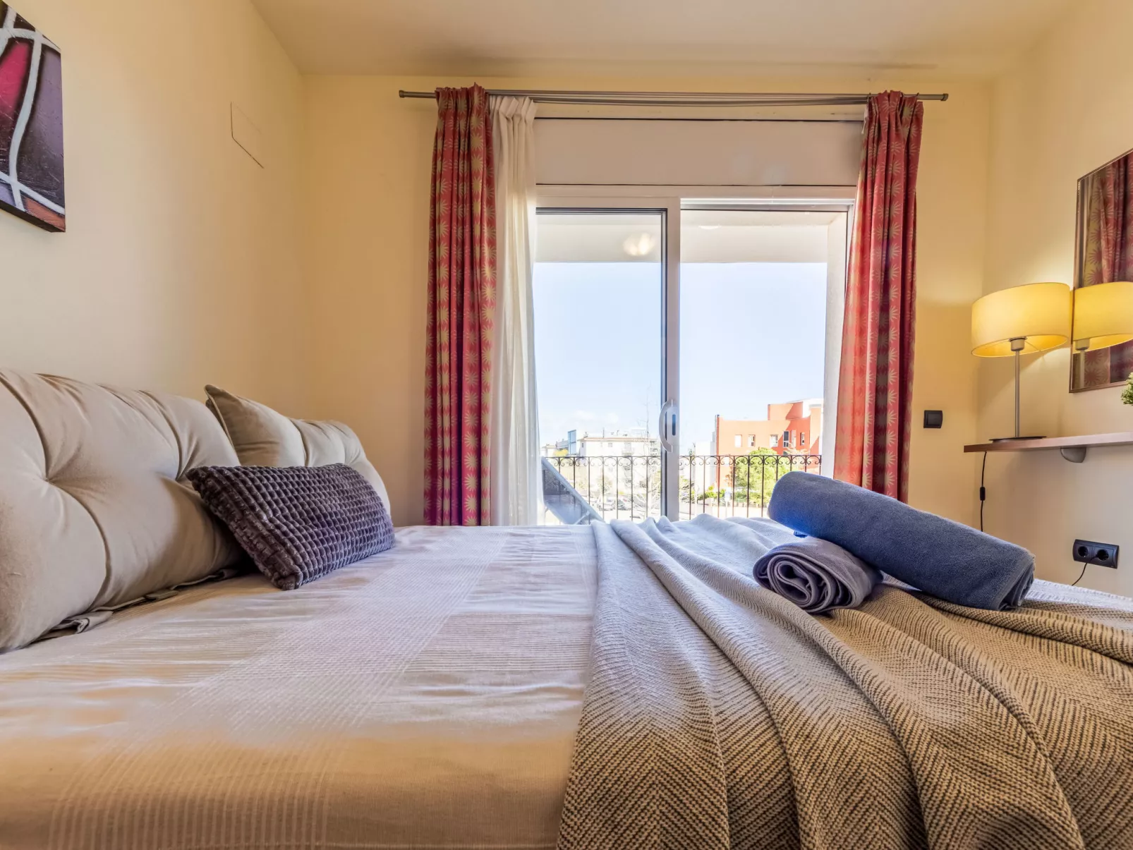 Golden Beach - Inside