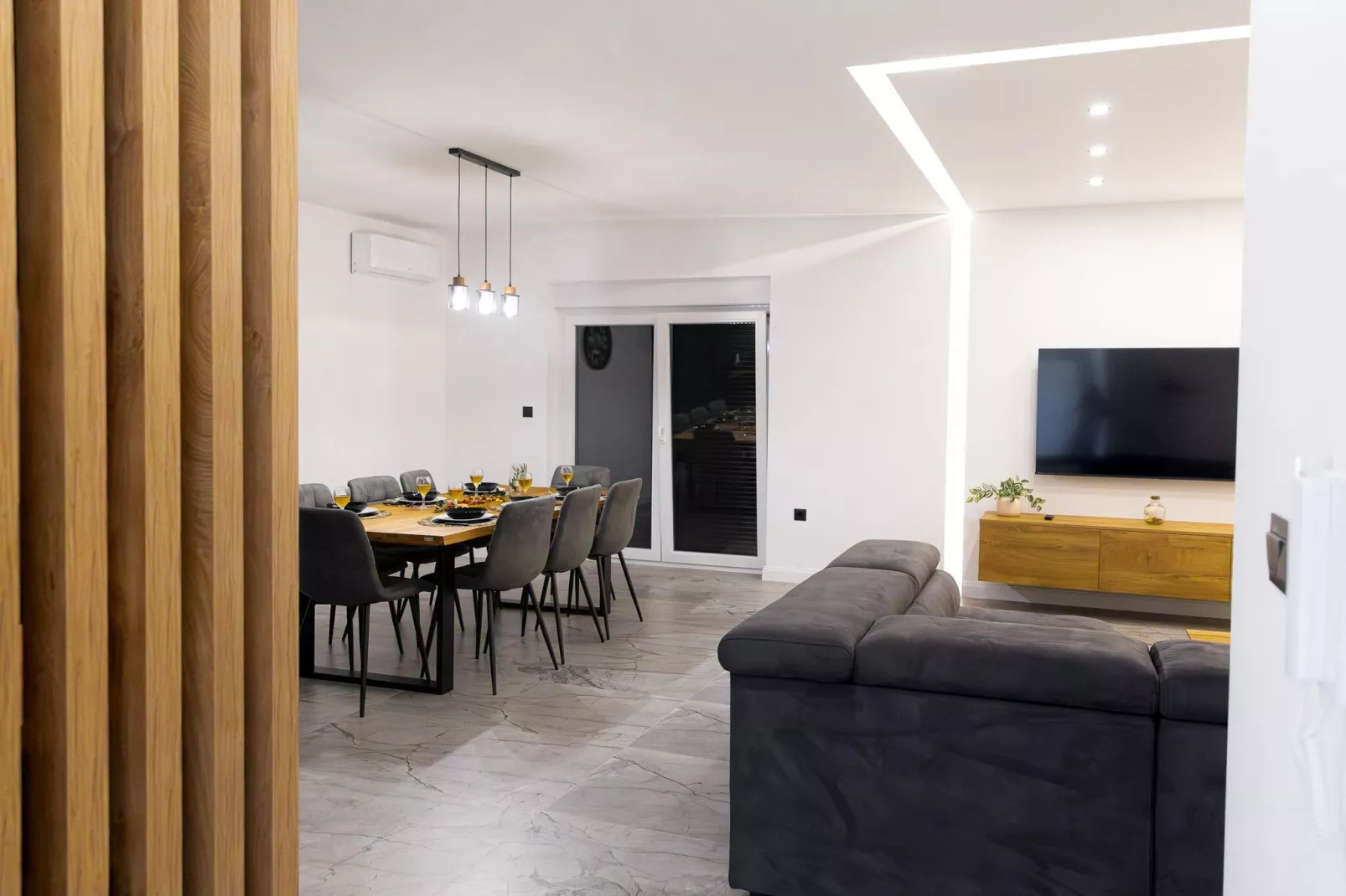 HOLIDAY HOME NENA - Salon