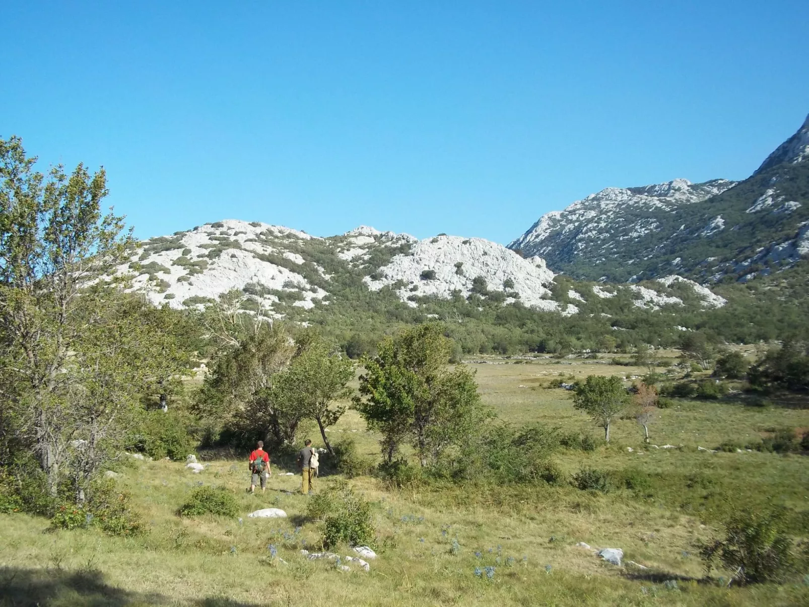 Mit Pool in Lukovo Sugarje - Dehors