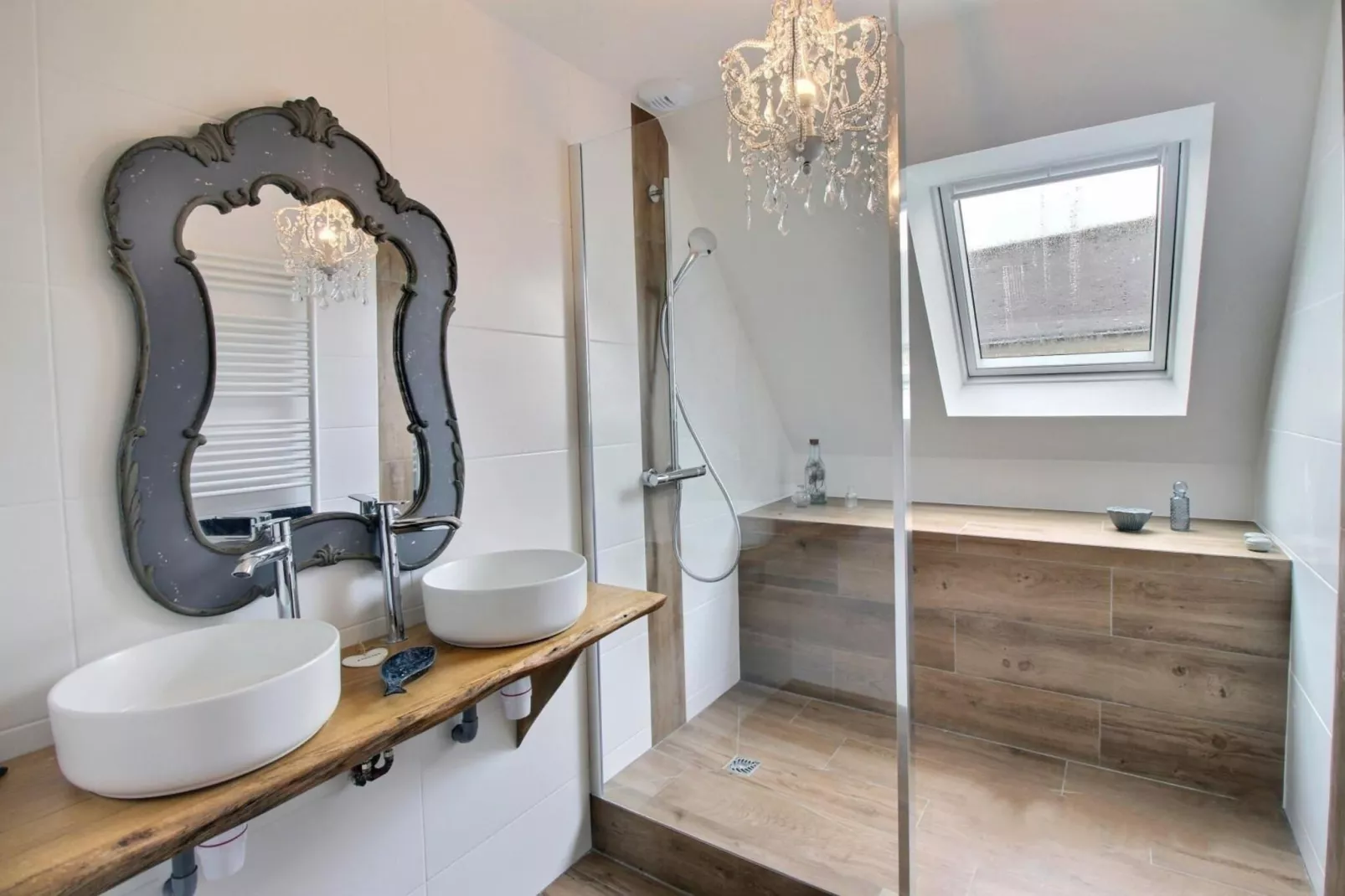 Joli Gite de vacances à Neulliac - Salle de bain