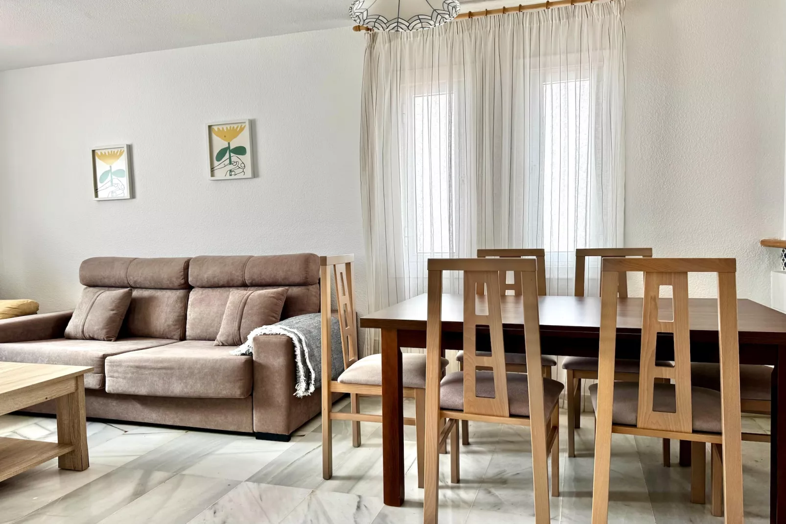 Golf Center 13 1-24 - Wohnzimmer