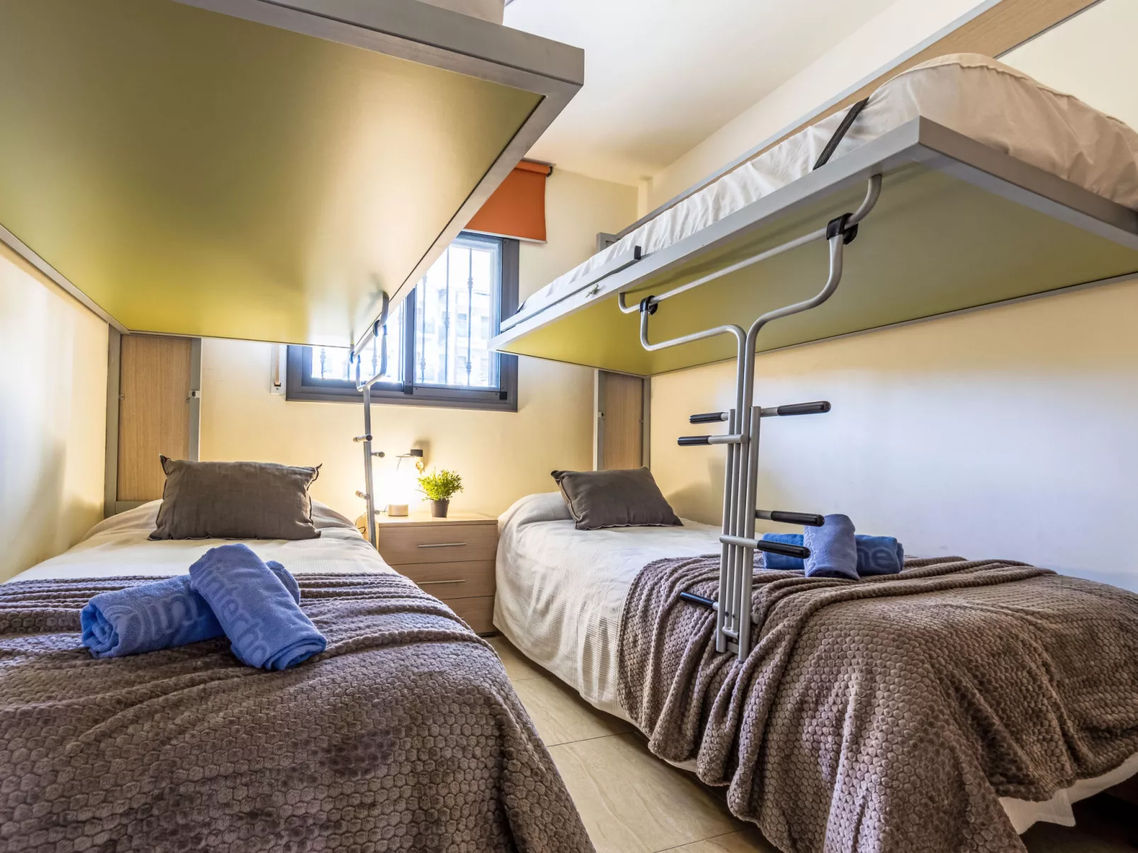 Vila del Far - Inside