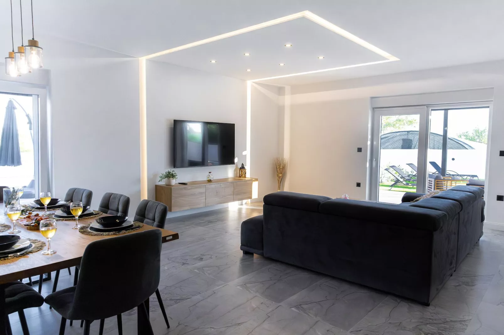 HOLIDAY HOME NENA - Salon