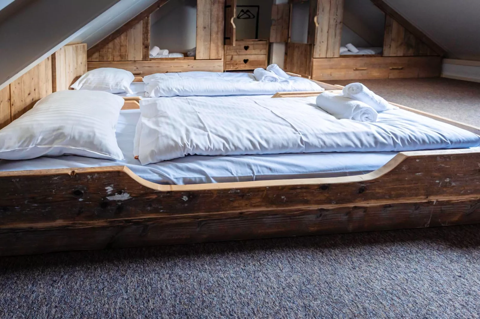 16 - Persons Family bungalow - Bedroom