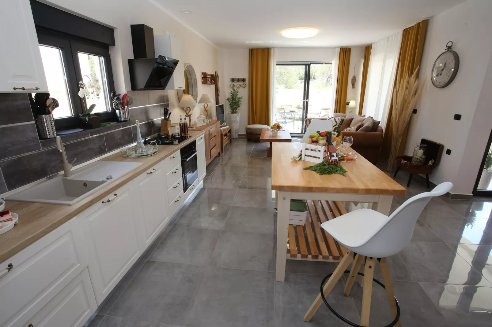 VILLA PUNTA SOL - Kitchen