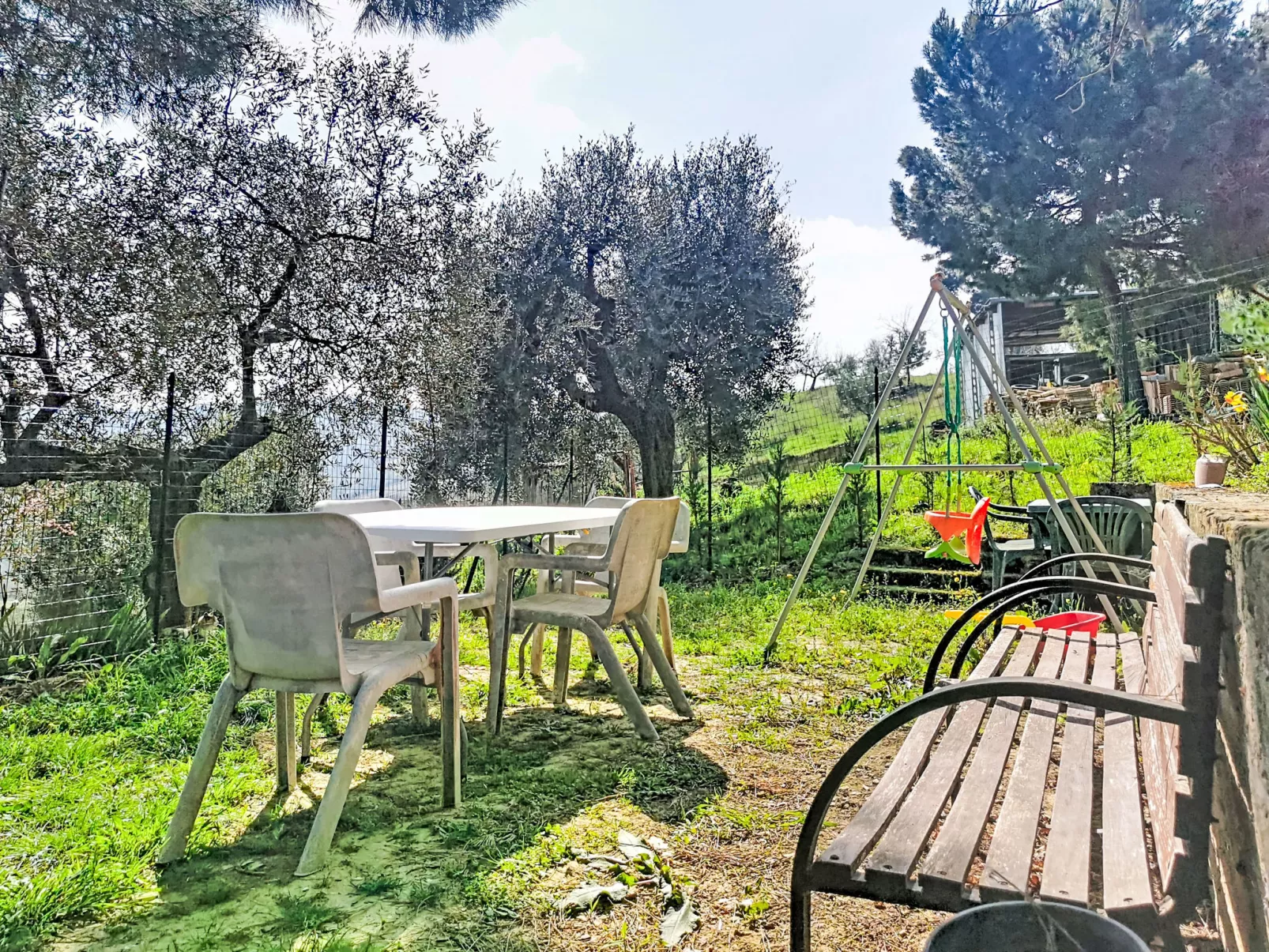 Velia's House - Draußen