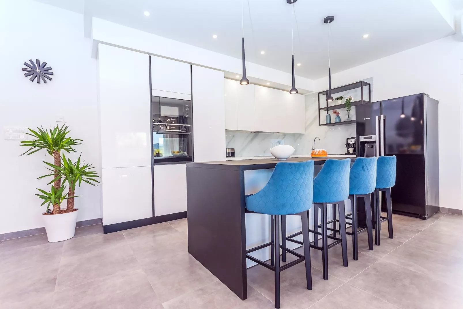 VILLA CASA MIA LUXURY RETREAT WITH SWIMMING POOL - Küche