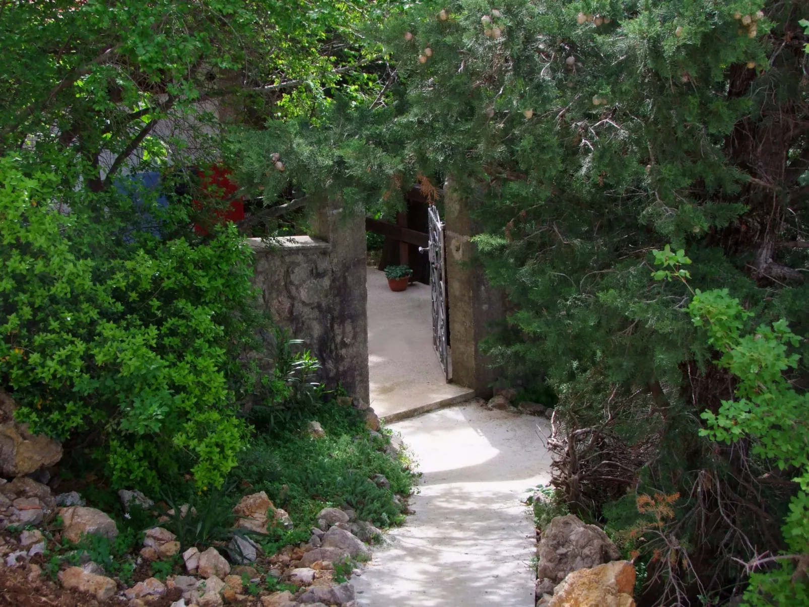 Mit Pool in Lukovo Sugarje - Dehors