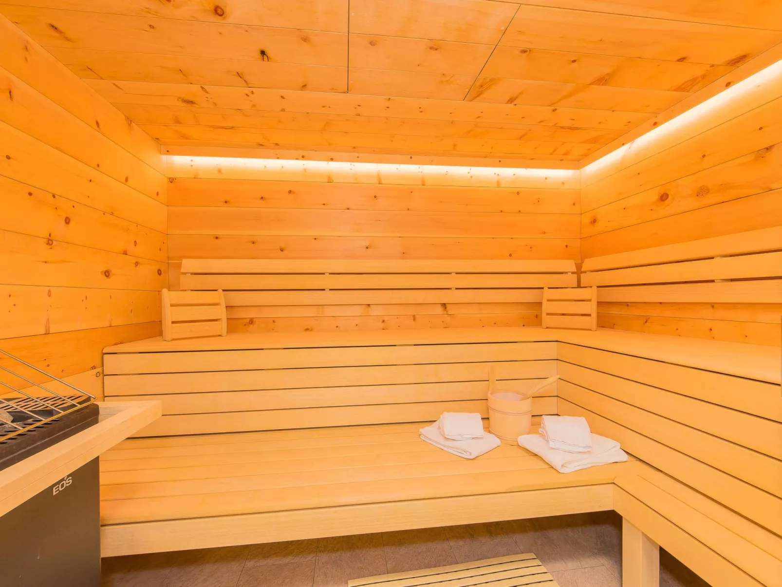 1_ZMO2 - Enzian Chalet - Drinnen