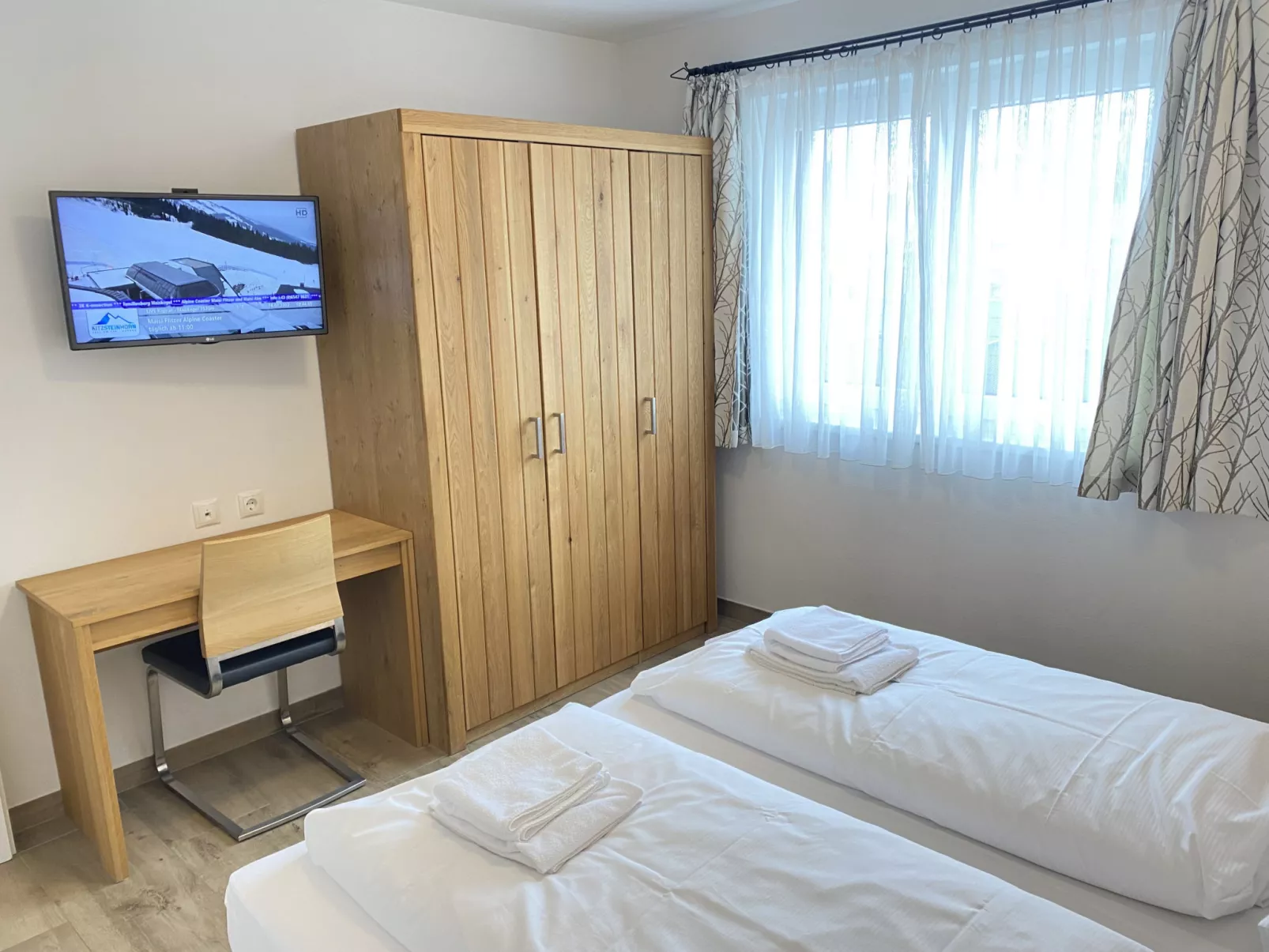 1_ZMO4 - Kitzview Terrace Apartment - Drinnen