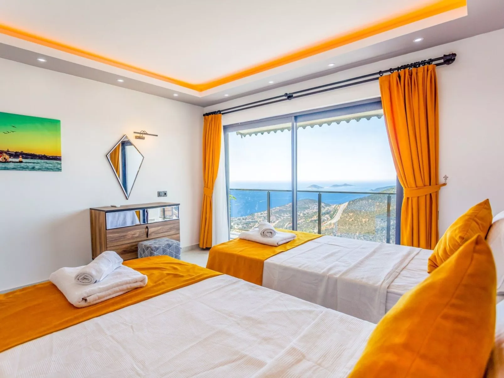 Villa Bajon mit Infinitypool und Meerblick - Drinnen