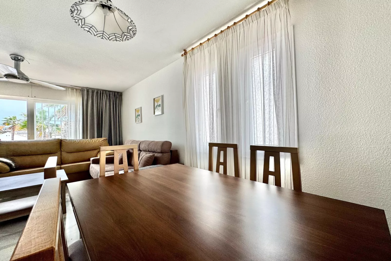 Golf Center 13 1-24 - Wohnzimmer