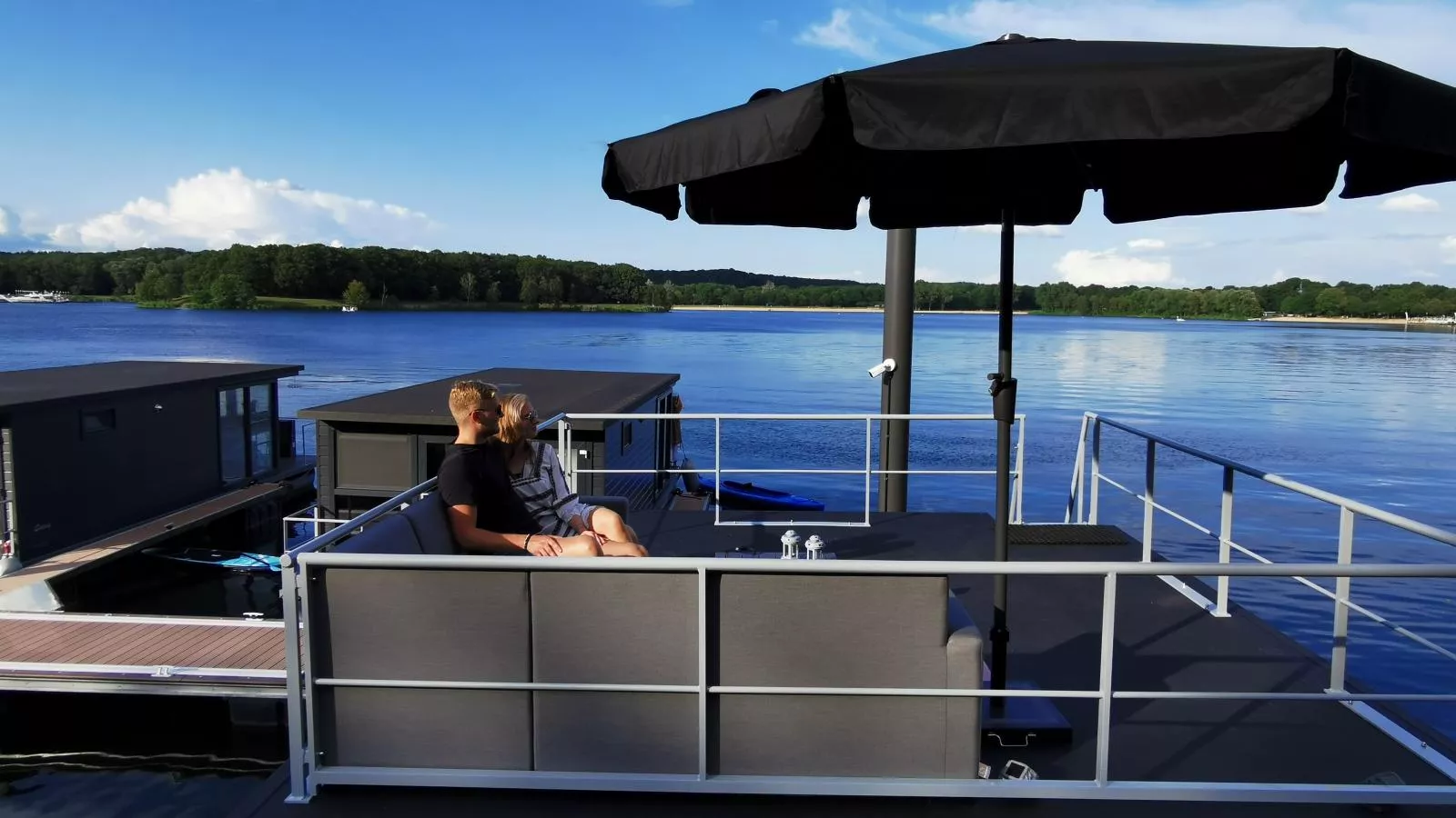 Floating in Limburg - rooftop-Terrace balcony